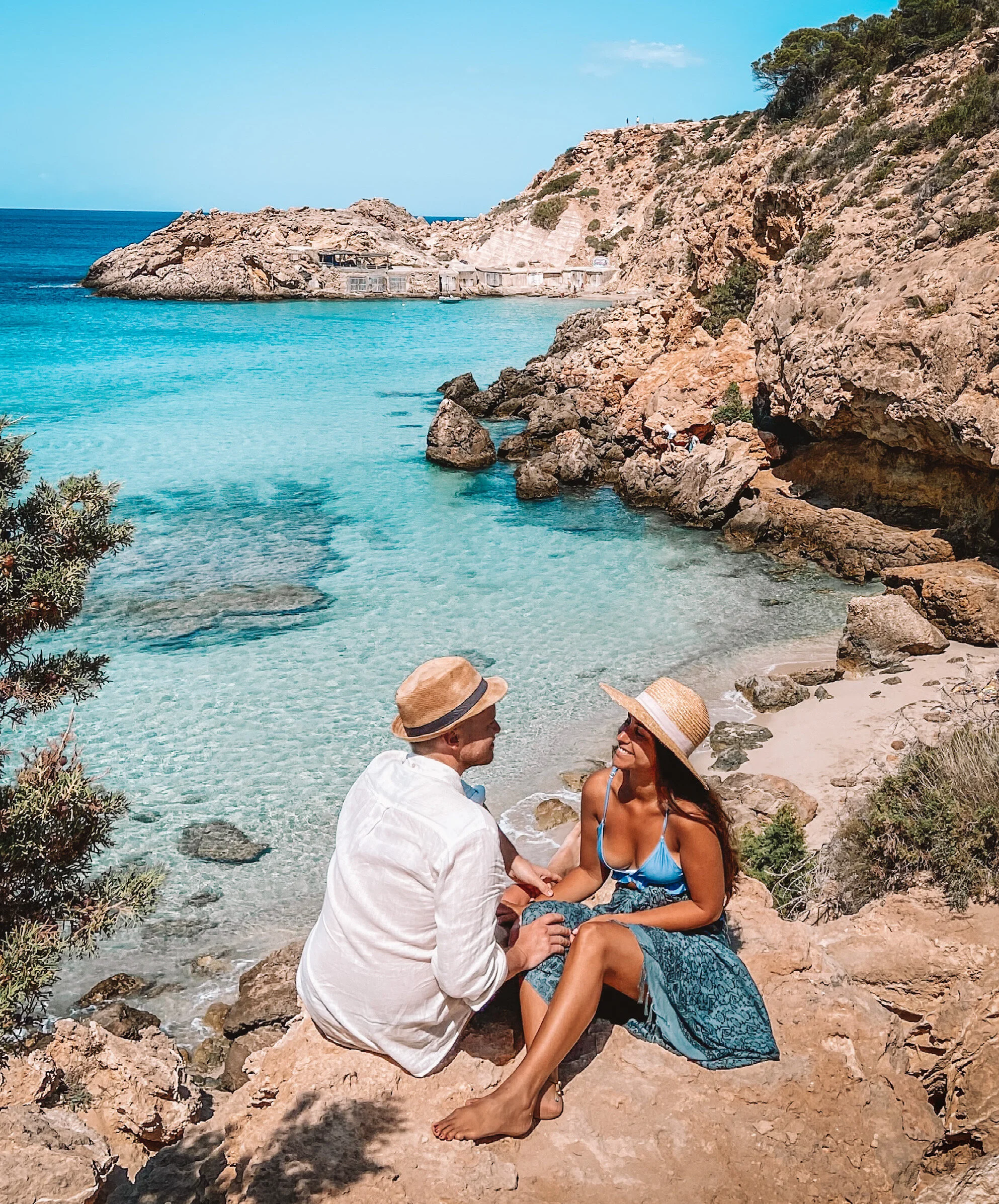 Couple beach photo in Ibiza