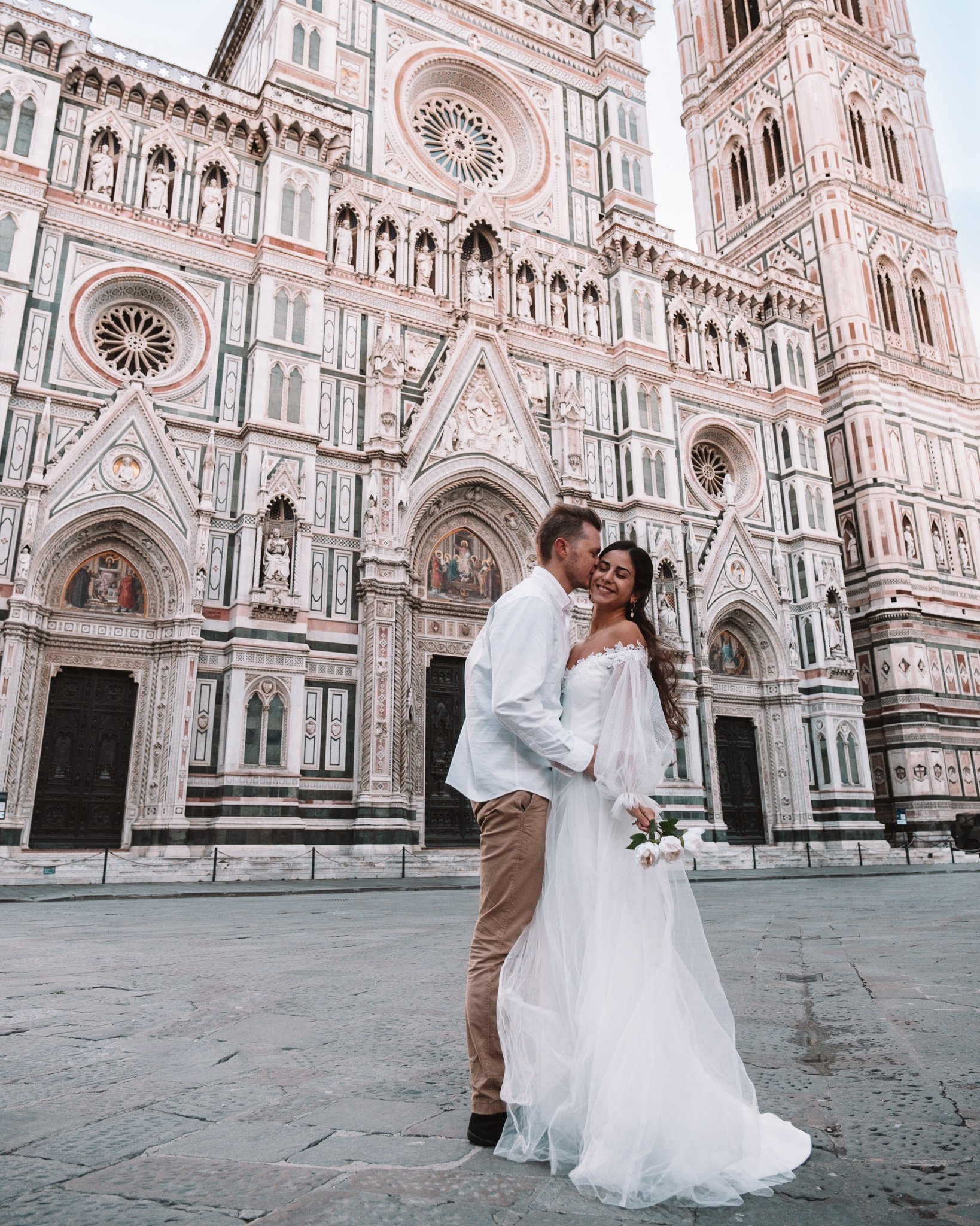 Wedding Dress Photoshoot In El Duomo Florence Firenze