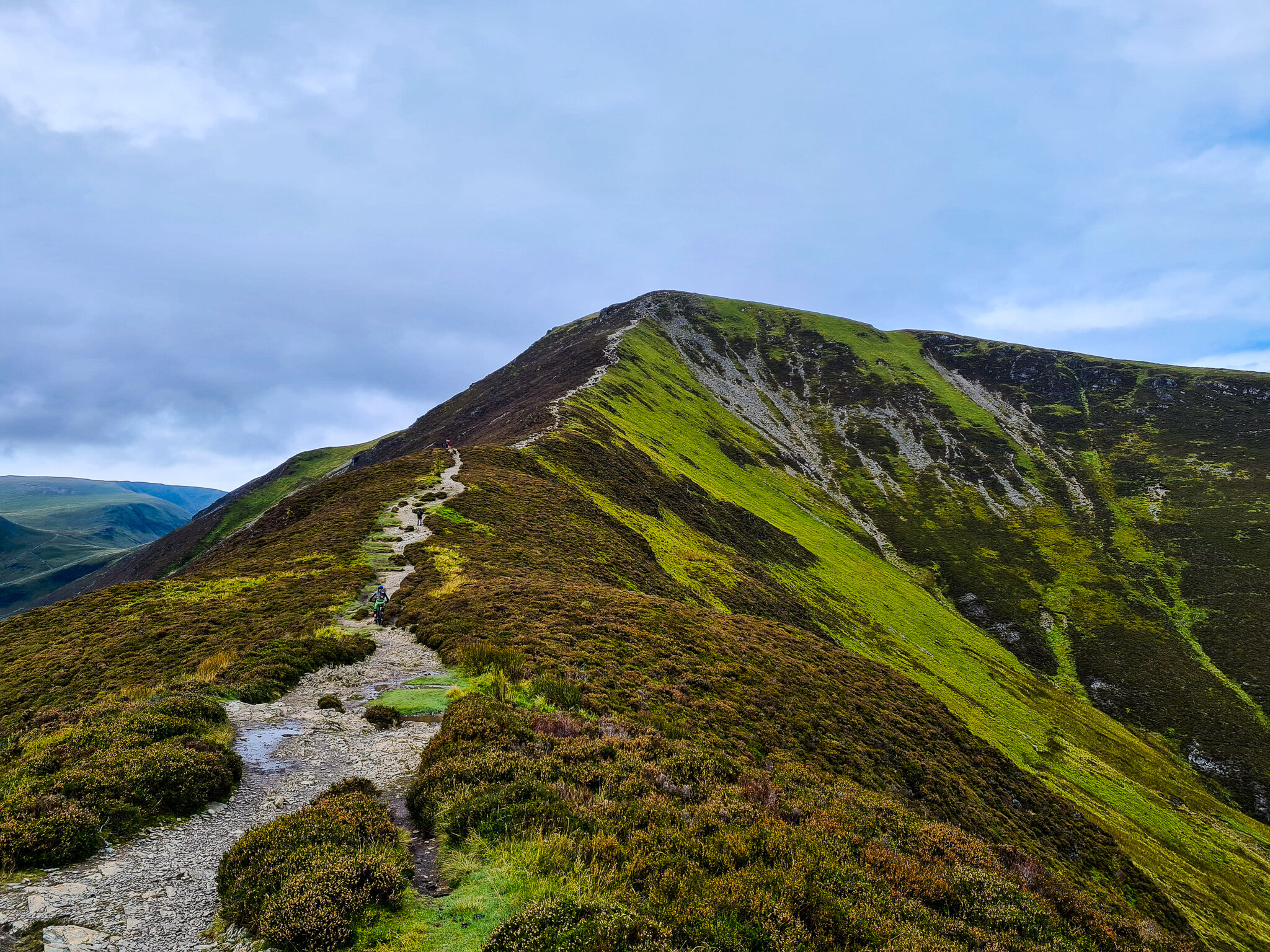 Ascending up to Grisedale pike