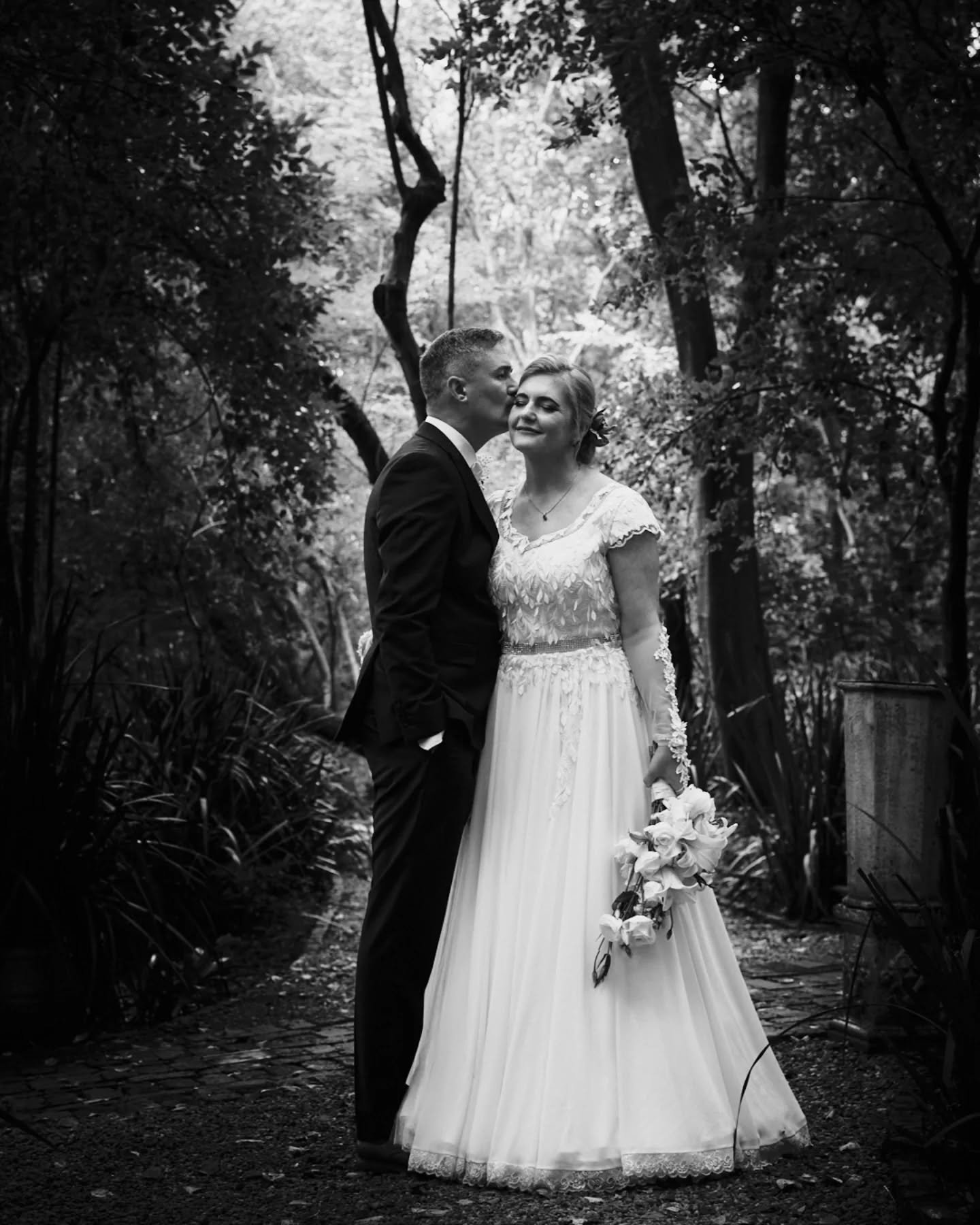 A few sneak peeks from Shaun &amp; Ashika's beautiful rainy day wedding @oakfieldfarmweddingvenue earlier this month.