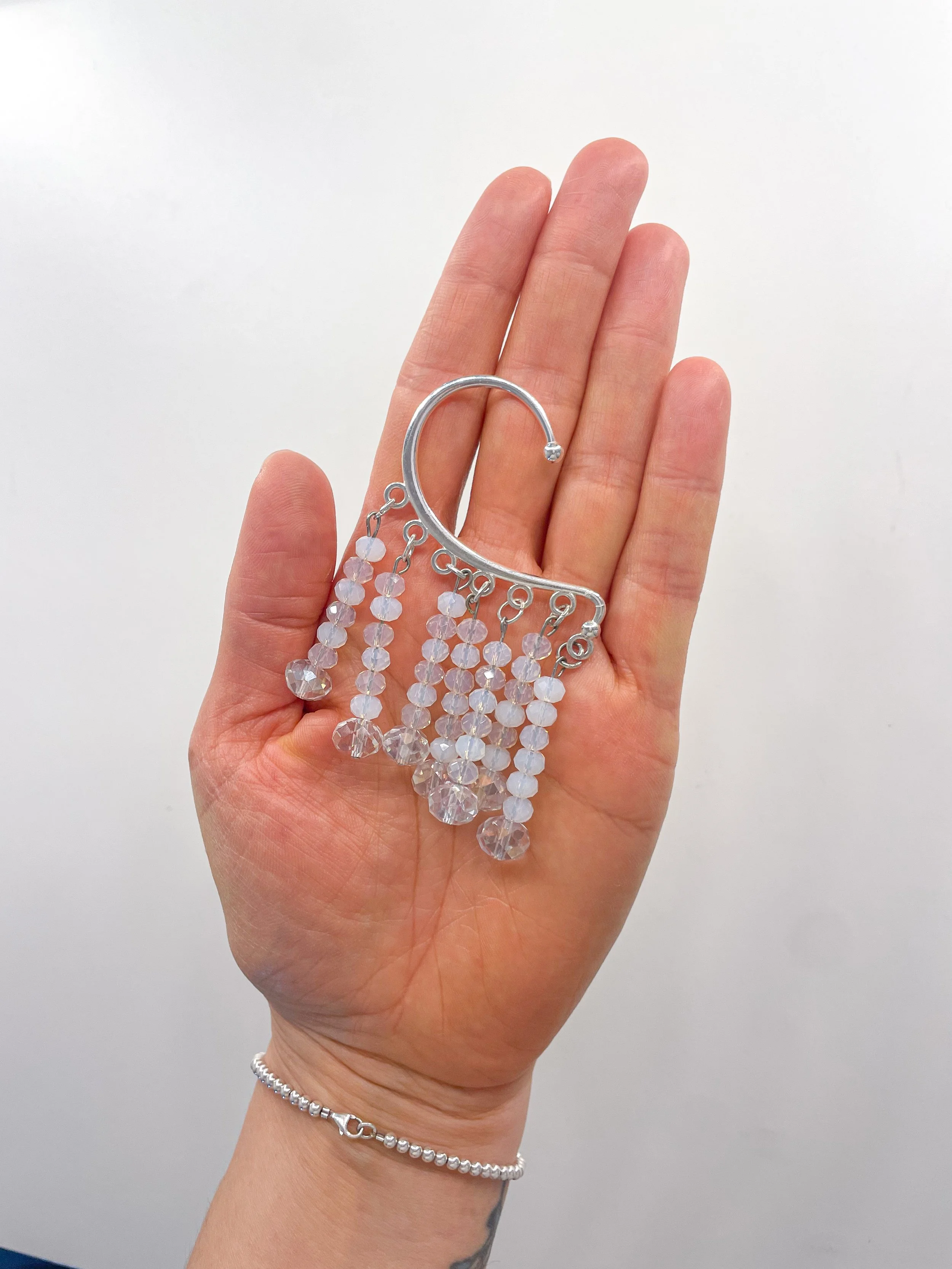 Silver earcuff white