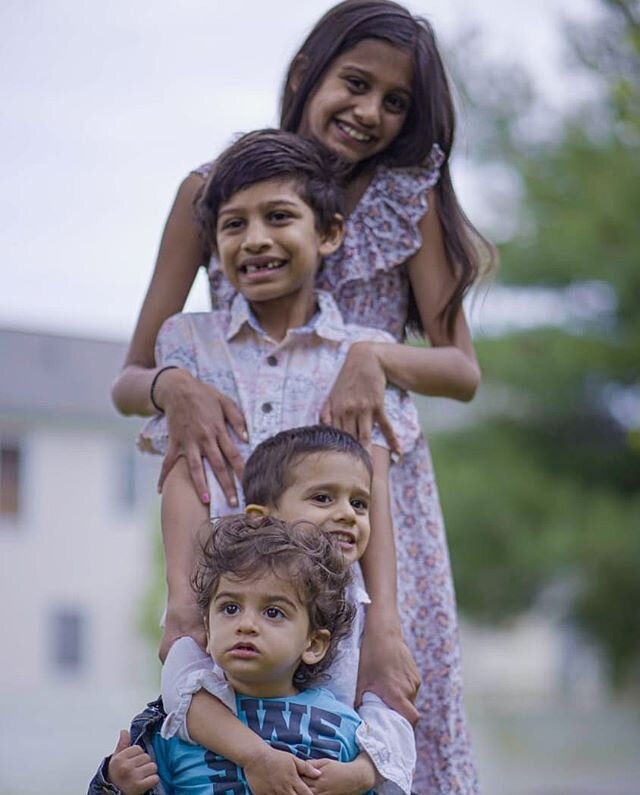 Love seeing them growing up together. #cousinslove #family #gujabi 
Photographer @arora_suave