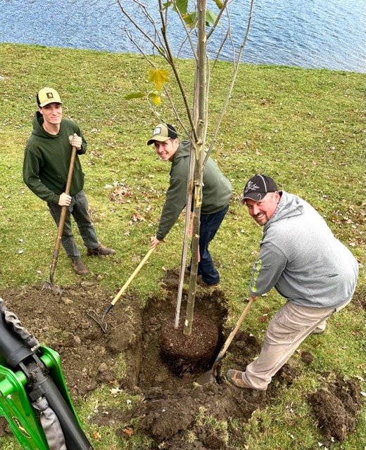 Tree planting State Park1.jpeg