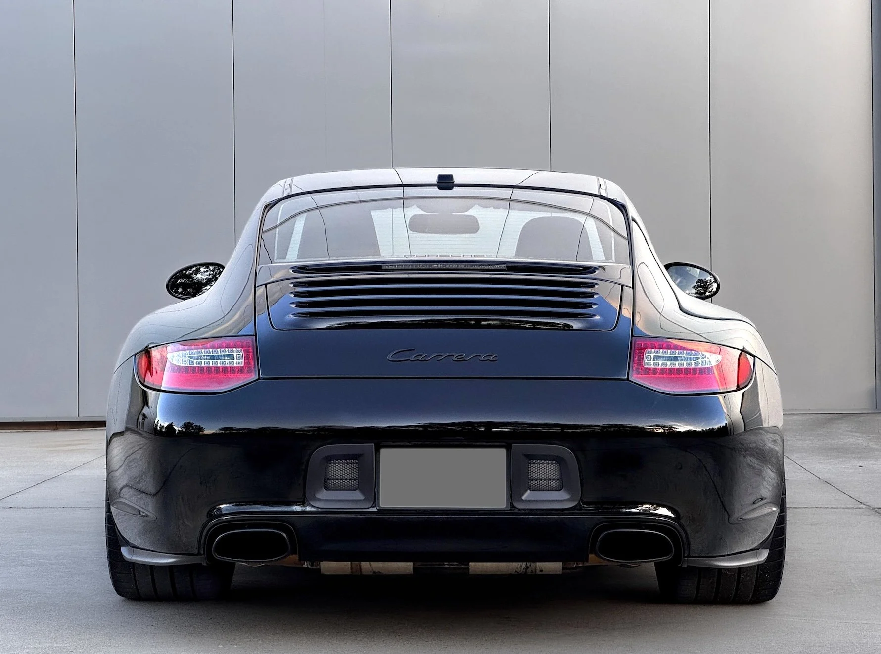 Emc2design 997 Rear Vents a2 adj.jpg