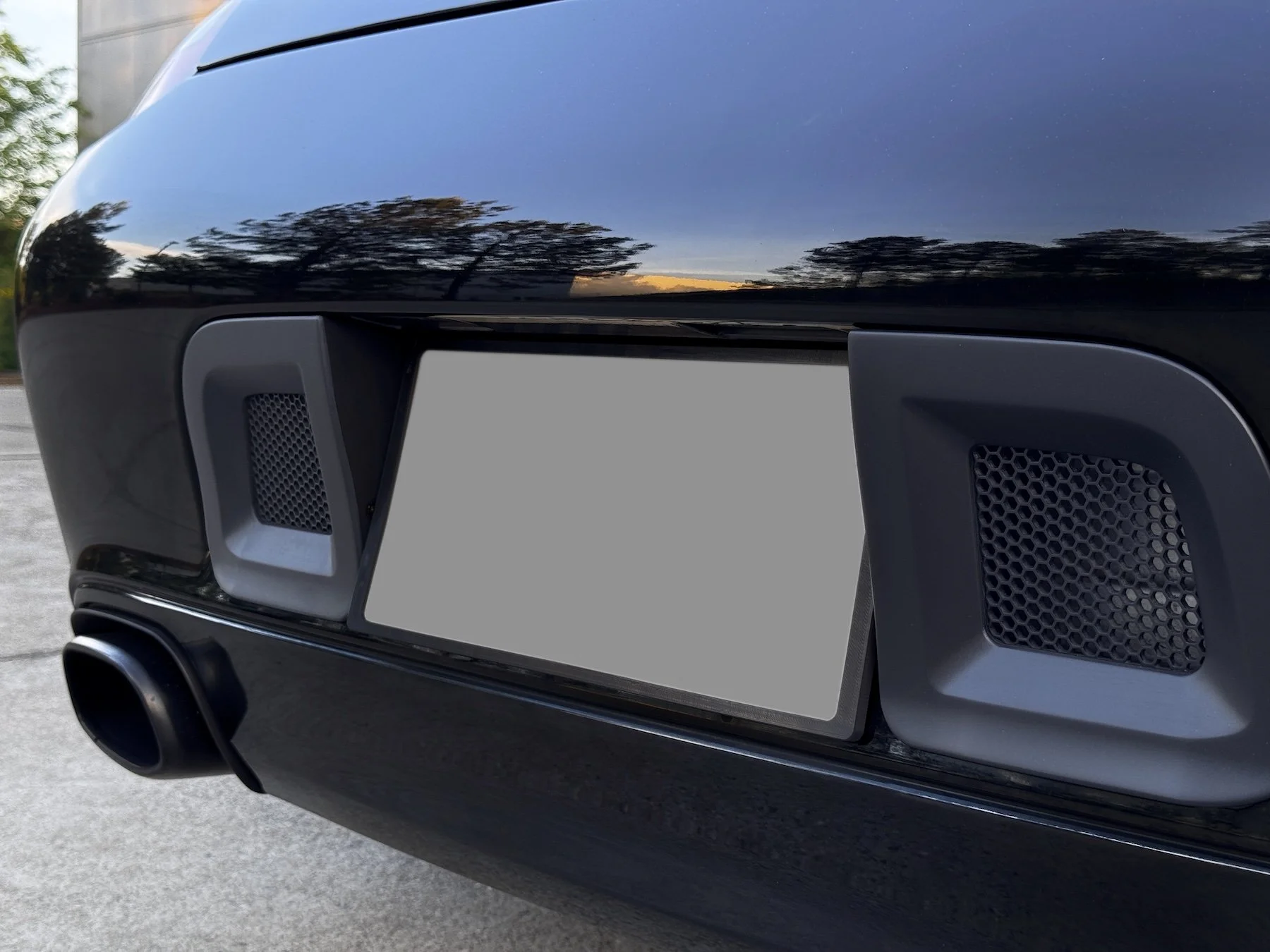 Emc2design 997 Rear Vents a4.jpg