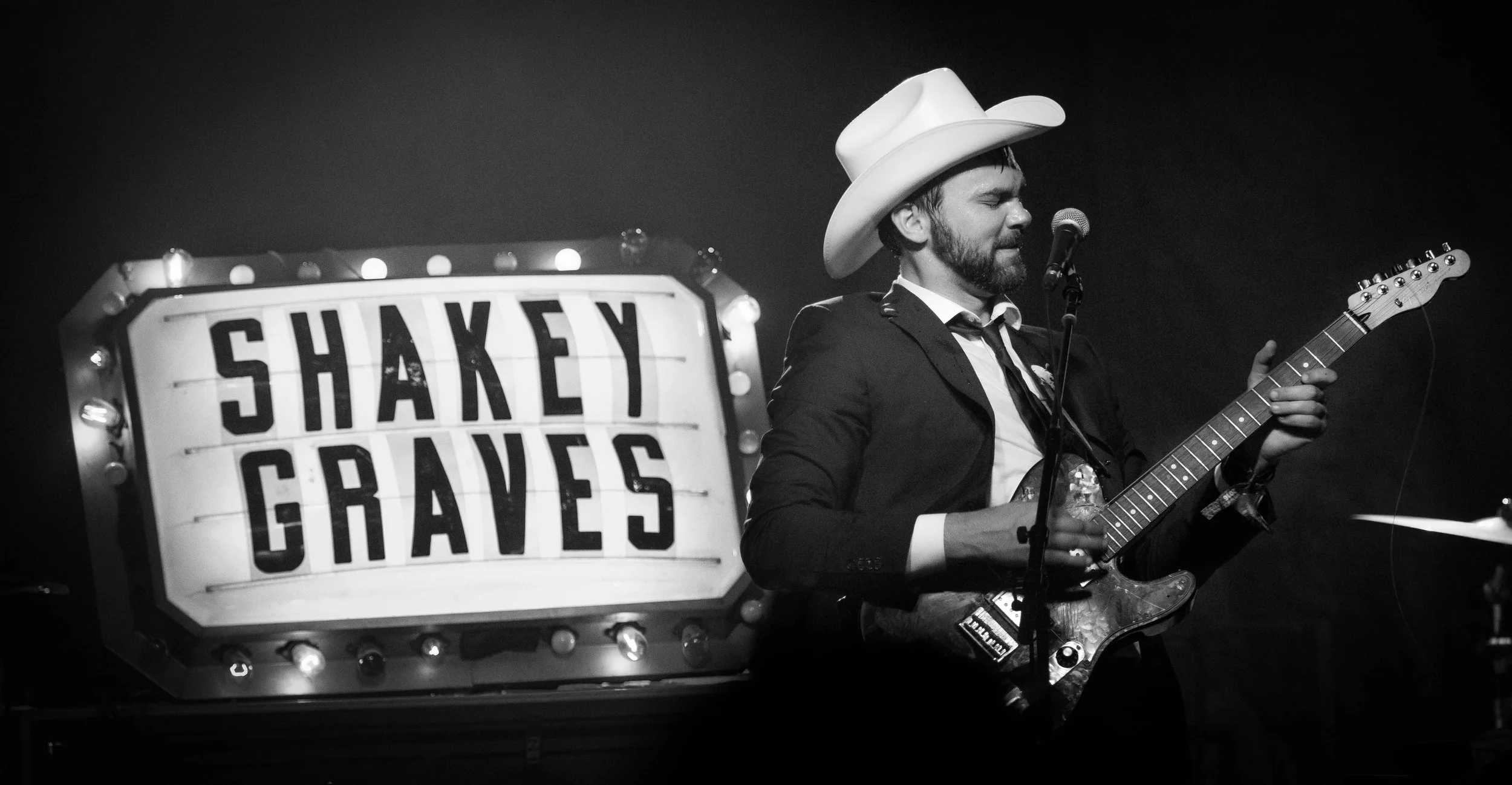 shakeygraves6.jpg