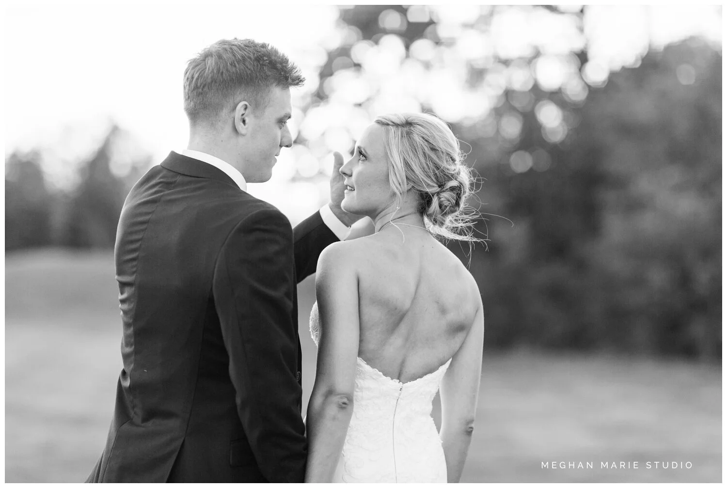 meghan marie studio wedding photographer ohio dayton cincinnati columbus troy fort loramie chicago illinois barn country chic estate_0883.jpg