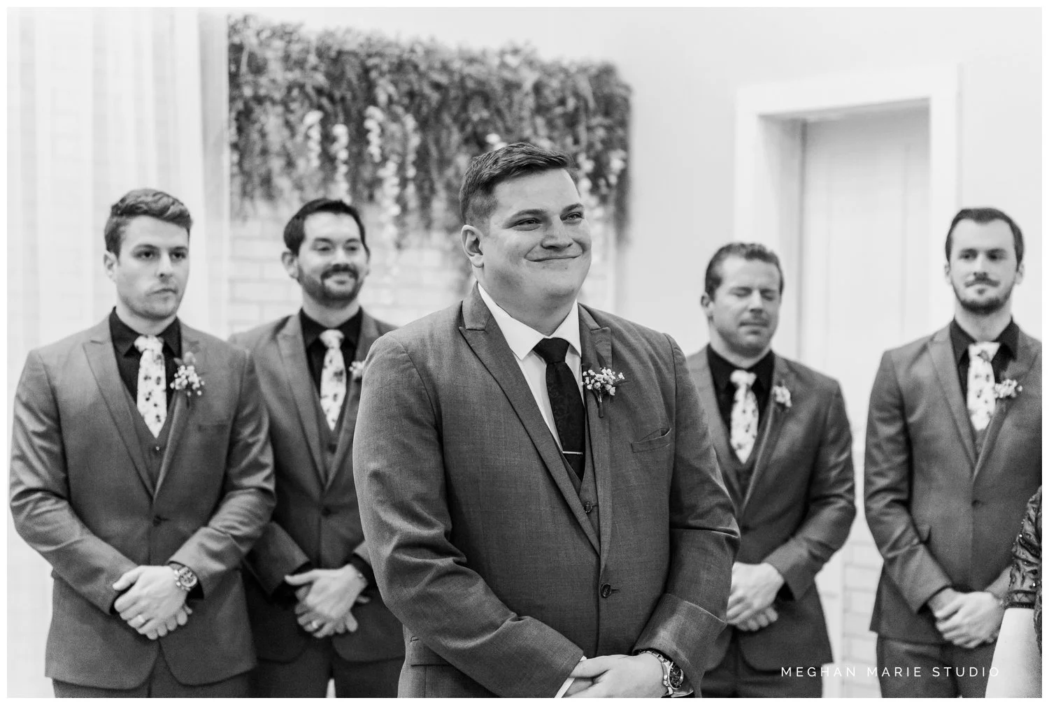 meghan marie studio wedding photographer ohio dayton columbus cincinnati people photog troy tipp city meekers fun quirky whimsical joyous delaware slate blue sword_7544.jpg