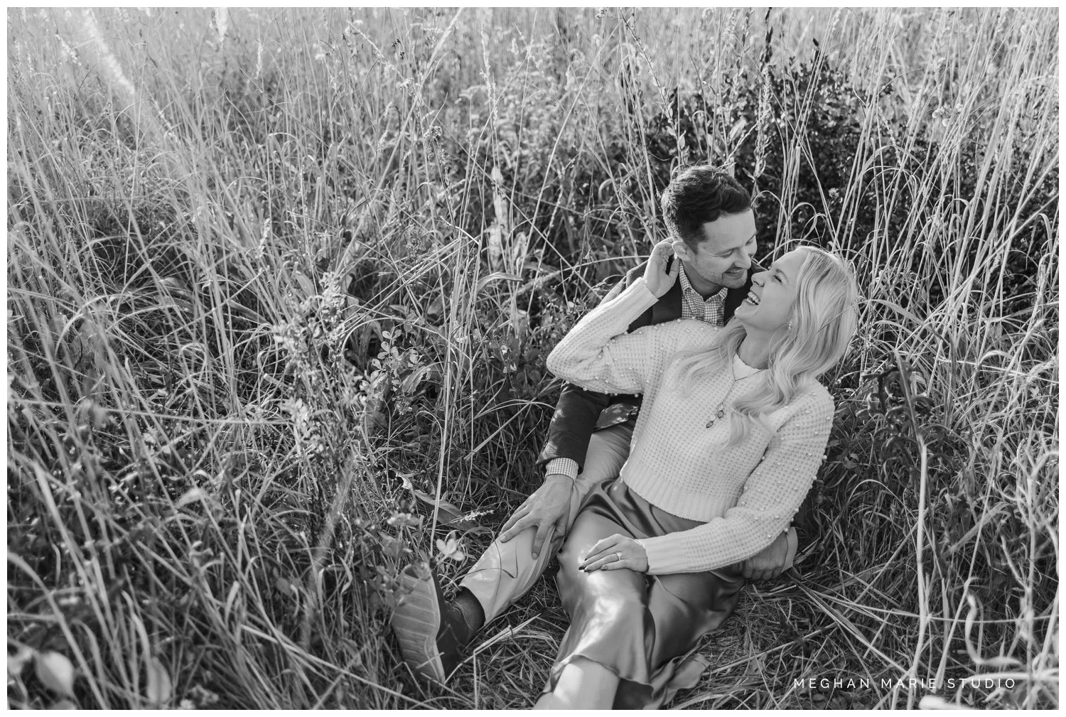 meghan marie studio wedding photographer ohio dayton columbus cincinnati people photog troy tipp city dayton october september fall wegerzyn gardens sweaters sunset glow rural autumn fall downtown dayton court house champagne urban modern trendy_8560.jpg