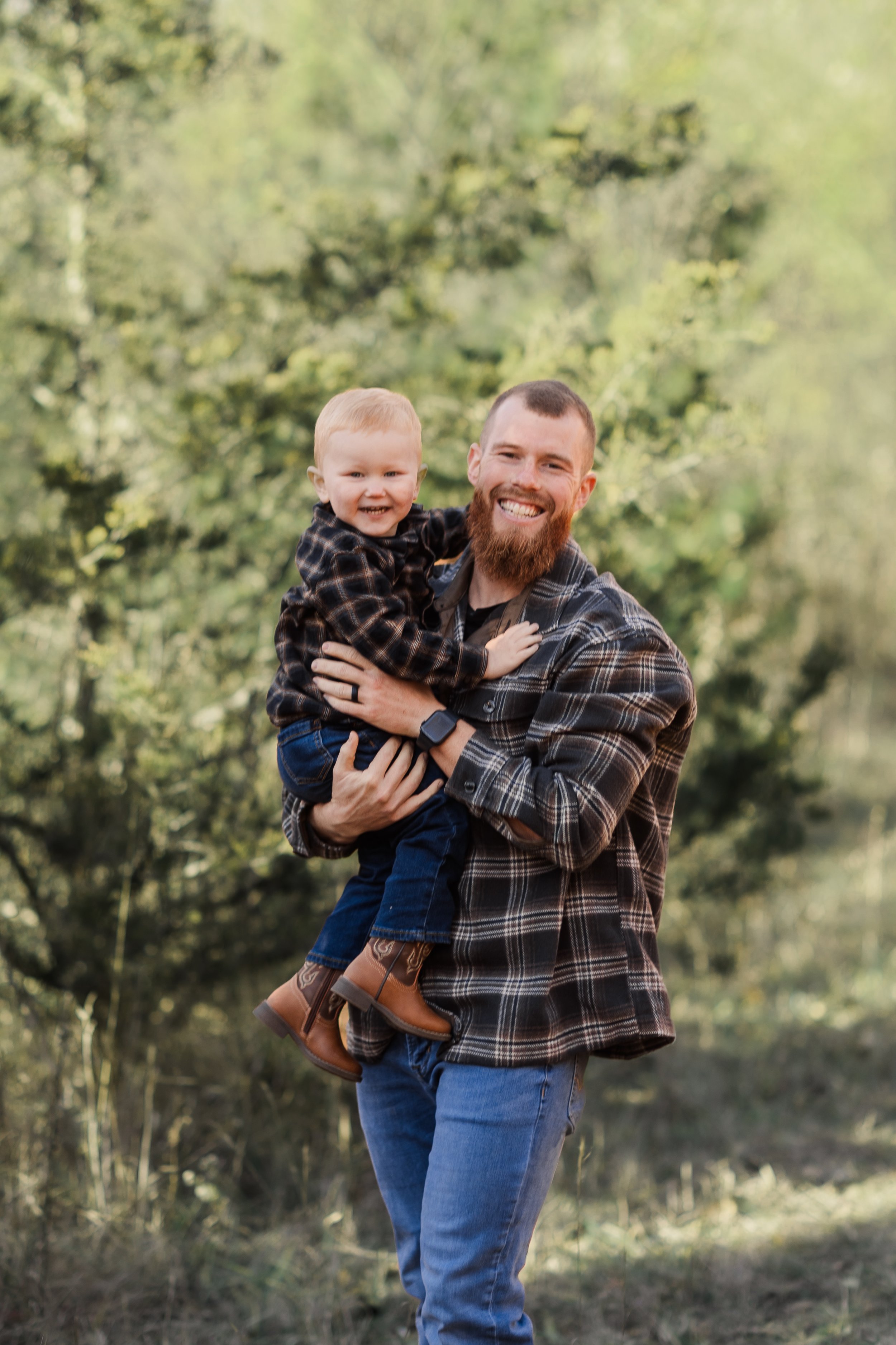 holidayminis-wirrigfamily-2025-MeghanMarieStudio-54.jpg