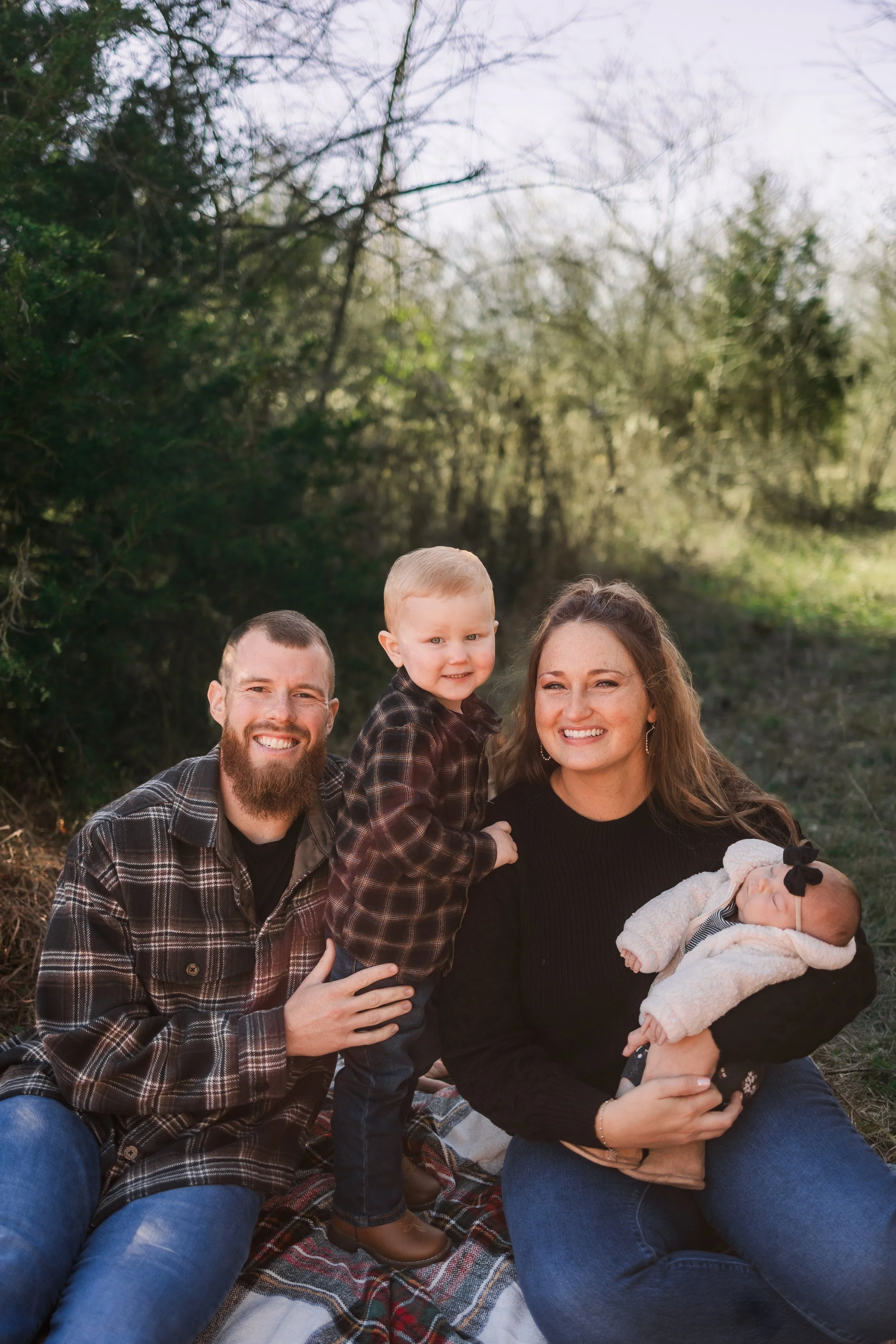 holidayminis-wirrigfamily-2025-MeghanMarieStudio-15.jpg