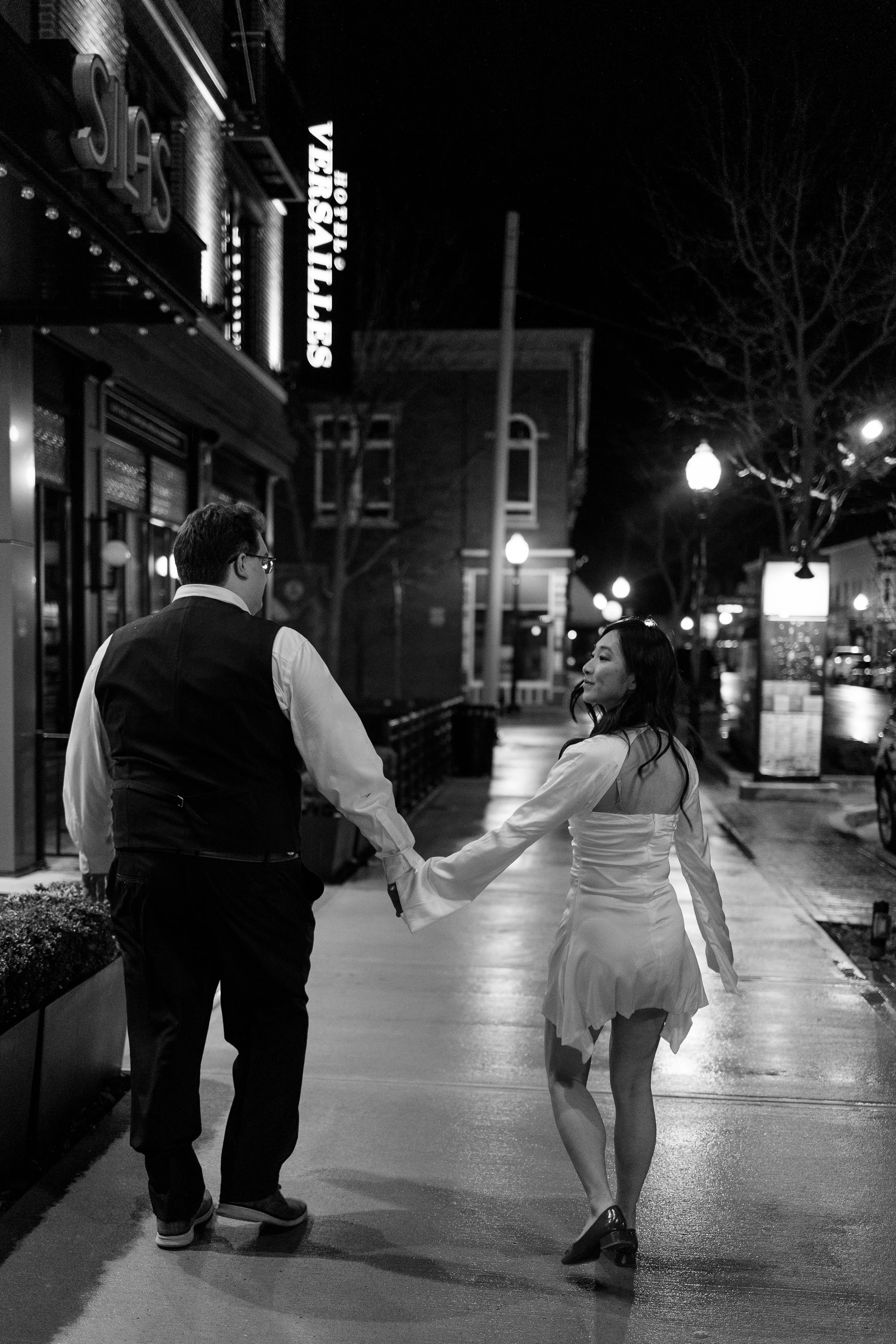 Columbus-cincinnati-troy-dayton-ohio-wedding-photographer-couple-hotel-versailles-1819