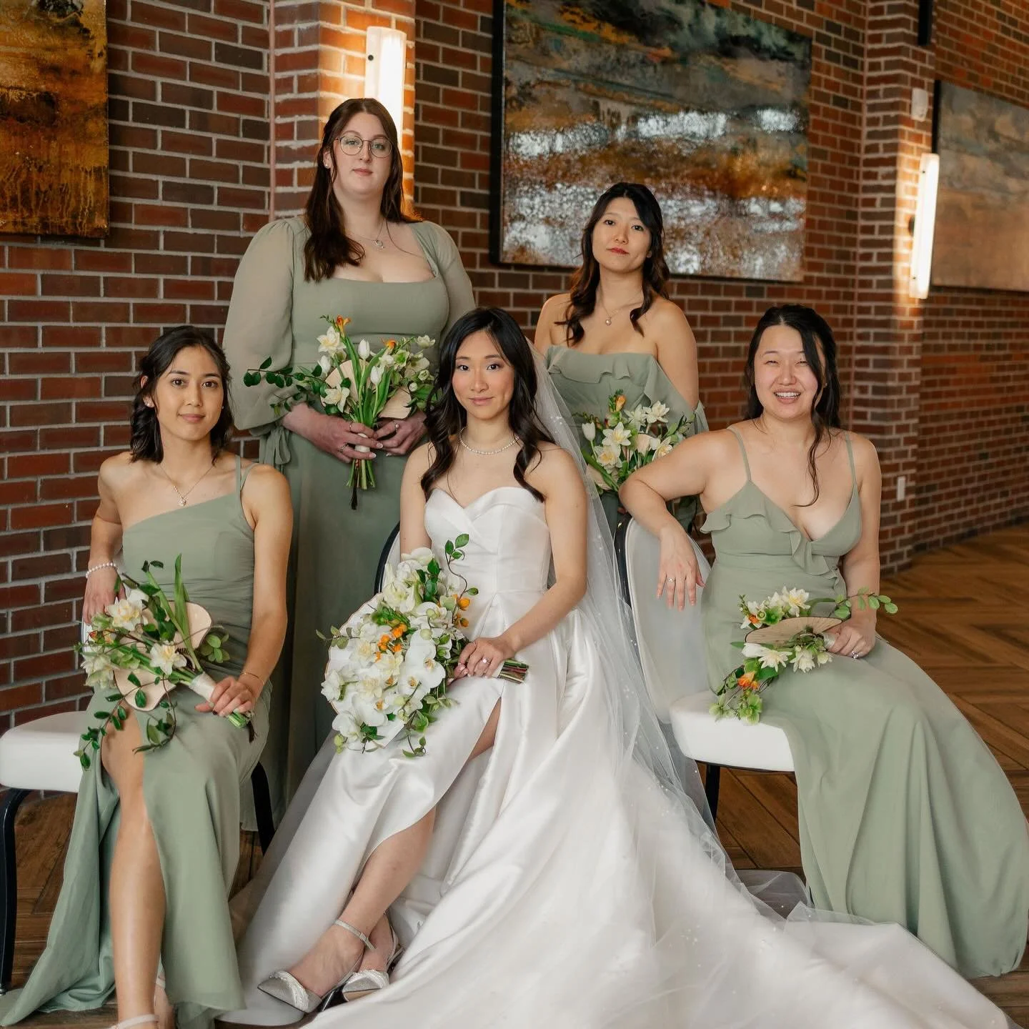 Green will always be a vibe.

#OhioWeddingPhotographer
#LuxuryOhioWedding
#StPatricksDayWedding
#OhioBride
#WeddingInspiration