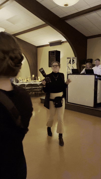 ohio-wedding-photographers-dancing.gif