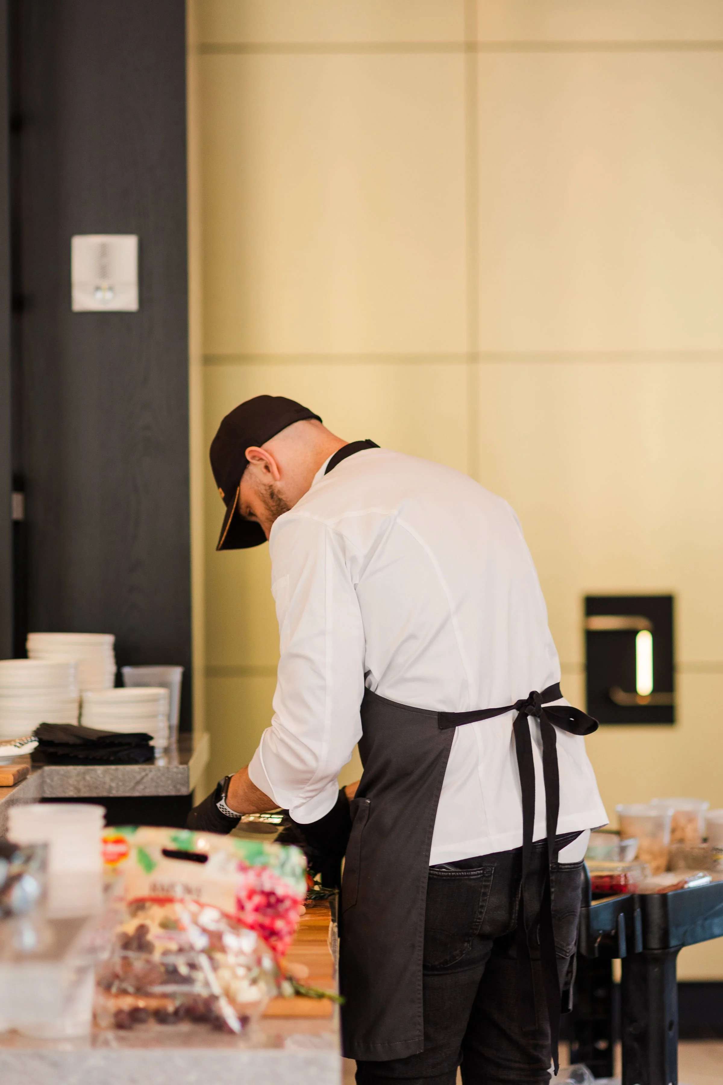 silas-chef-luxury-event.jpg