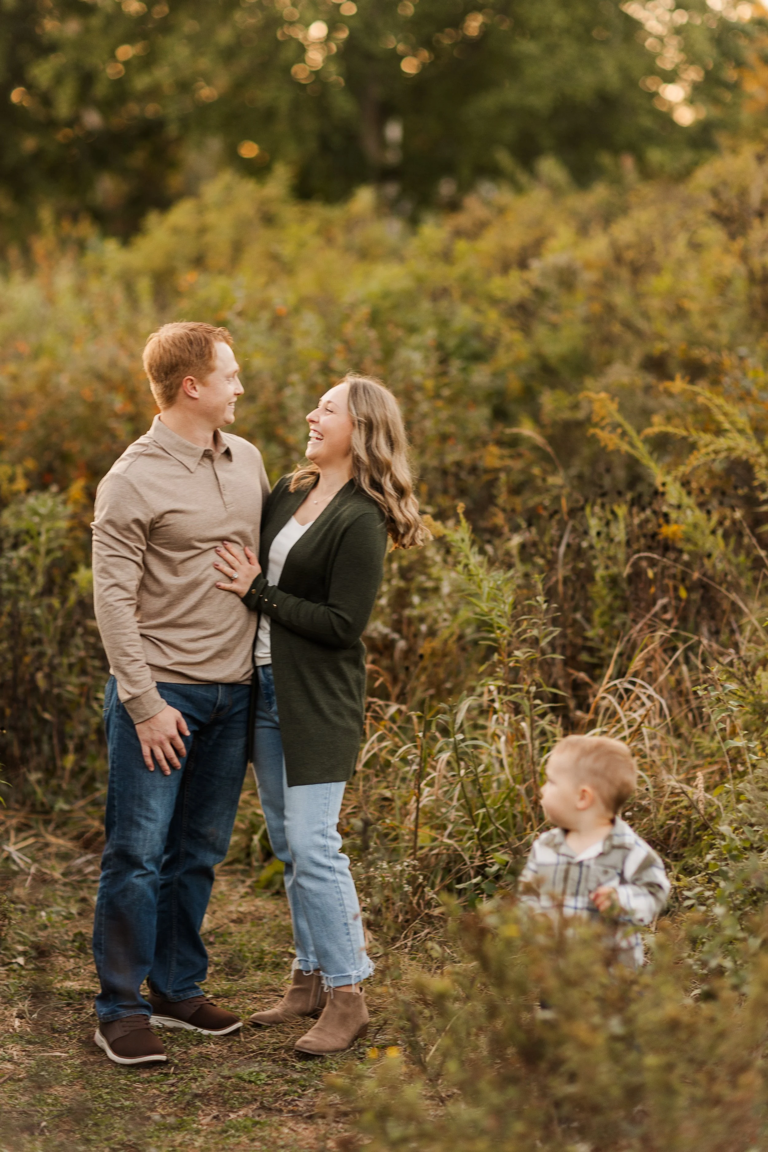 fall-family-portraits-wegerzyn-gardens.jpg