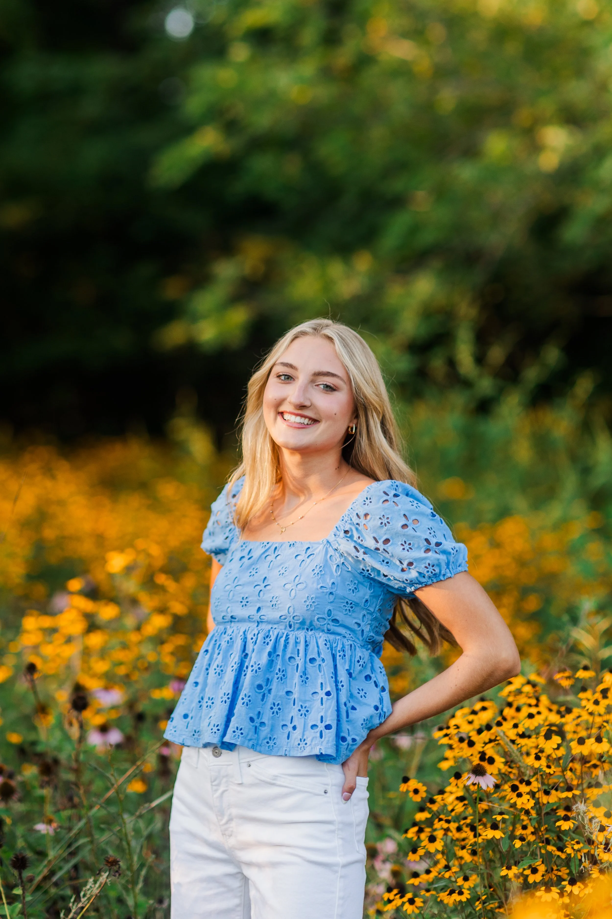 senior-girl-summer-photographers.jpg
