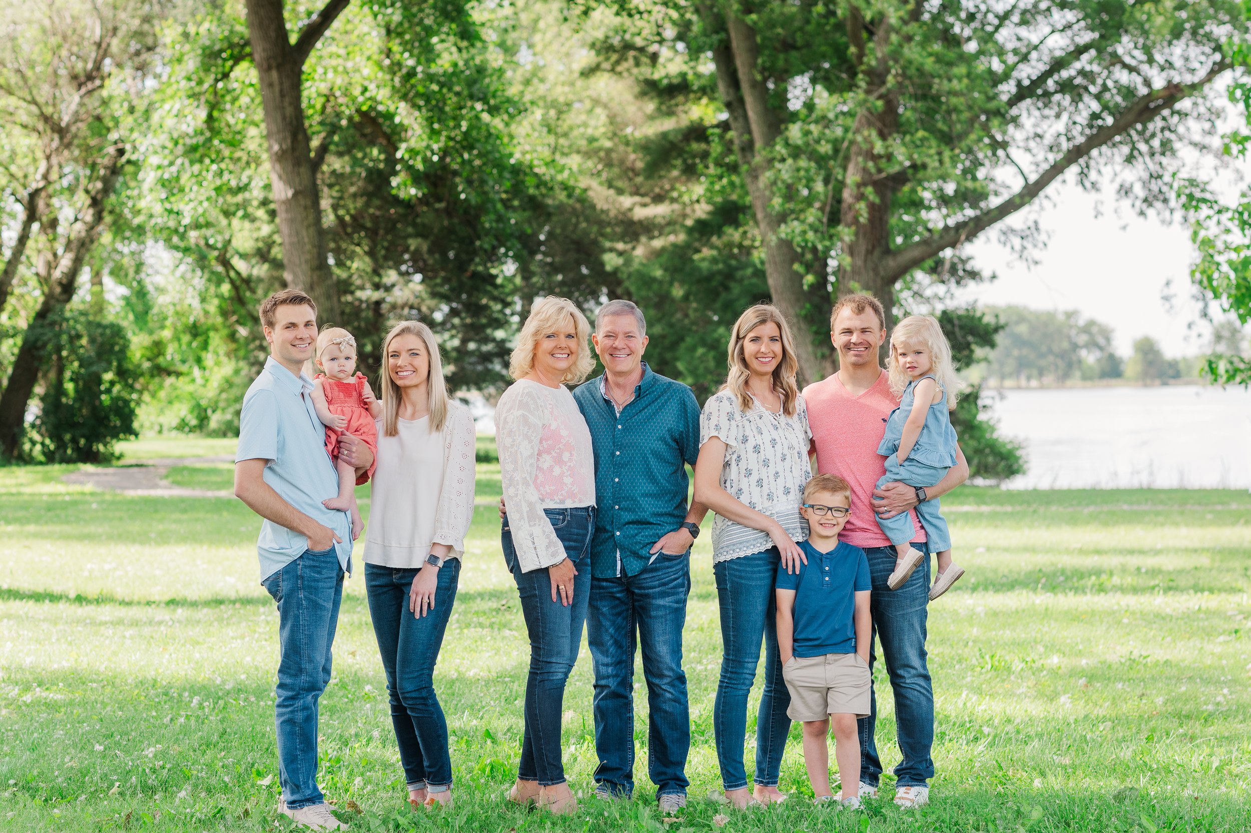 Spring Family Photos at Lake Loramie State Park in Fort Loramie, Ohio | The Luebke Family