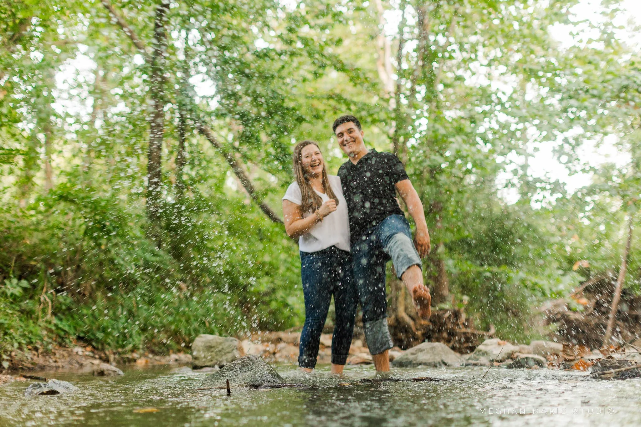water-couple-session-carriage-hill-metropark.jpg