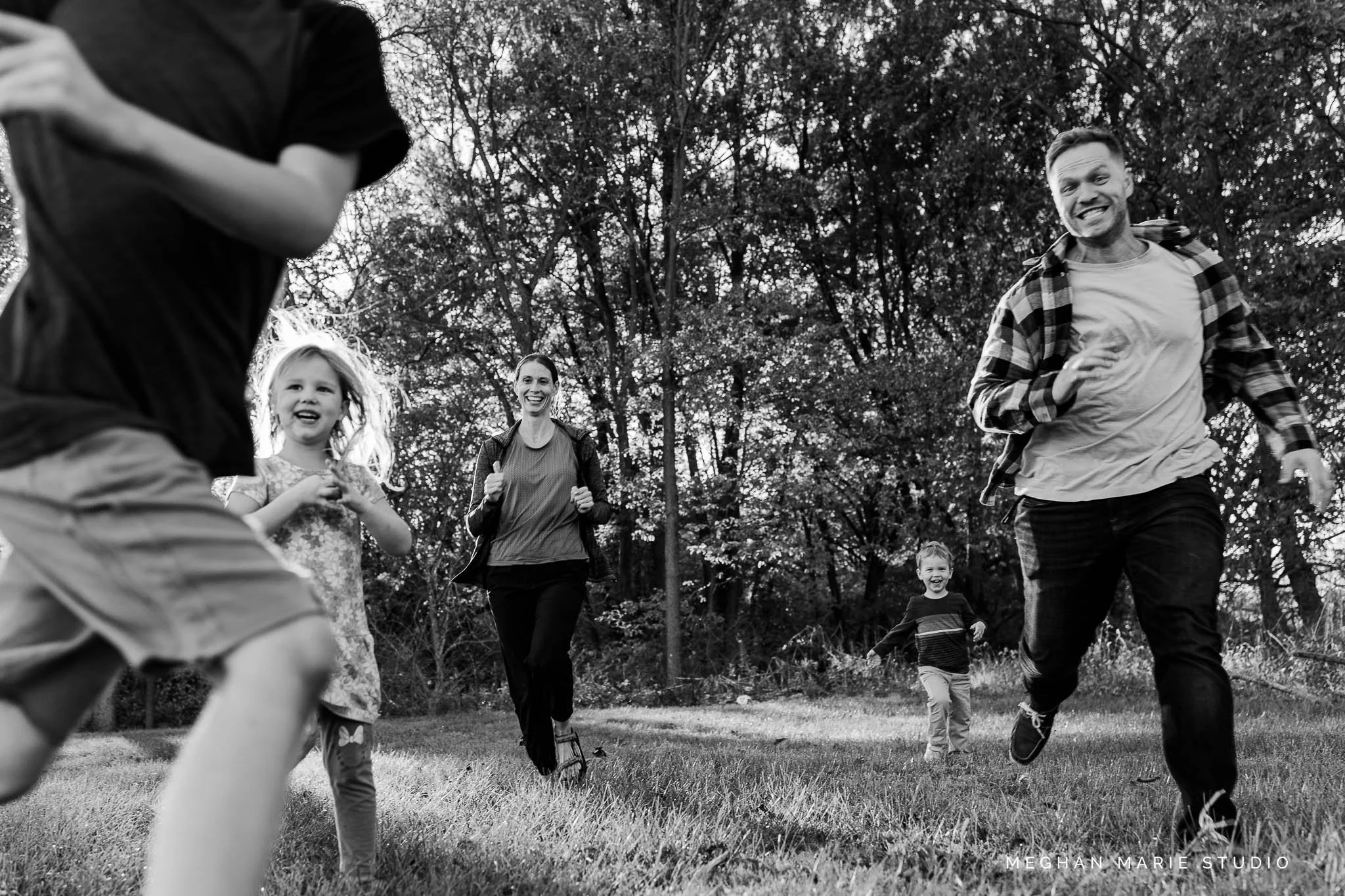 family-lifestyle-photographers-dayton-candid.jpg
