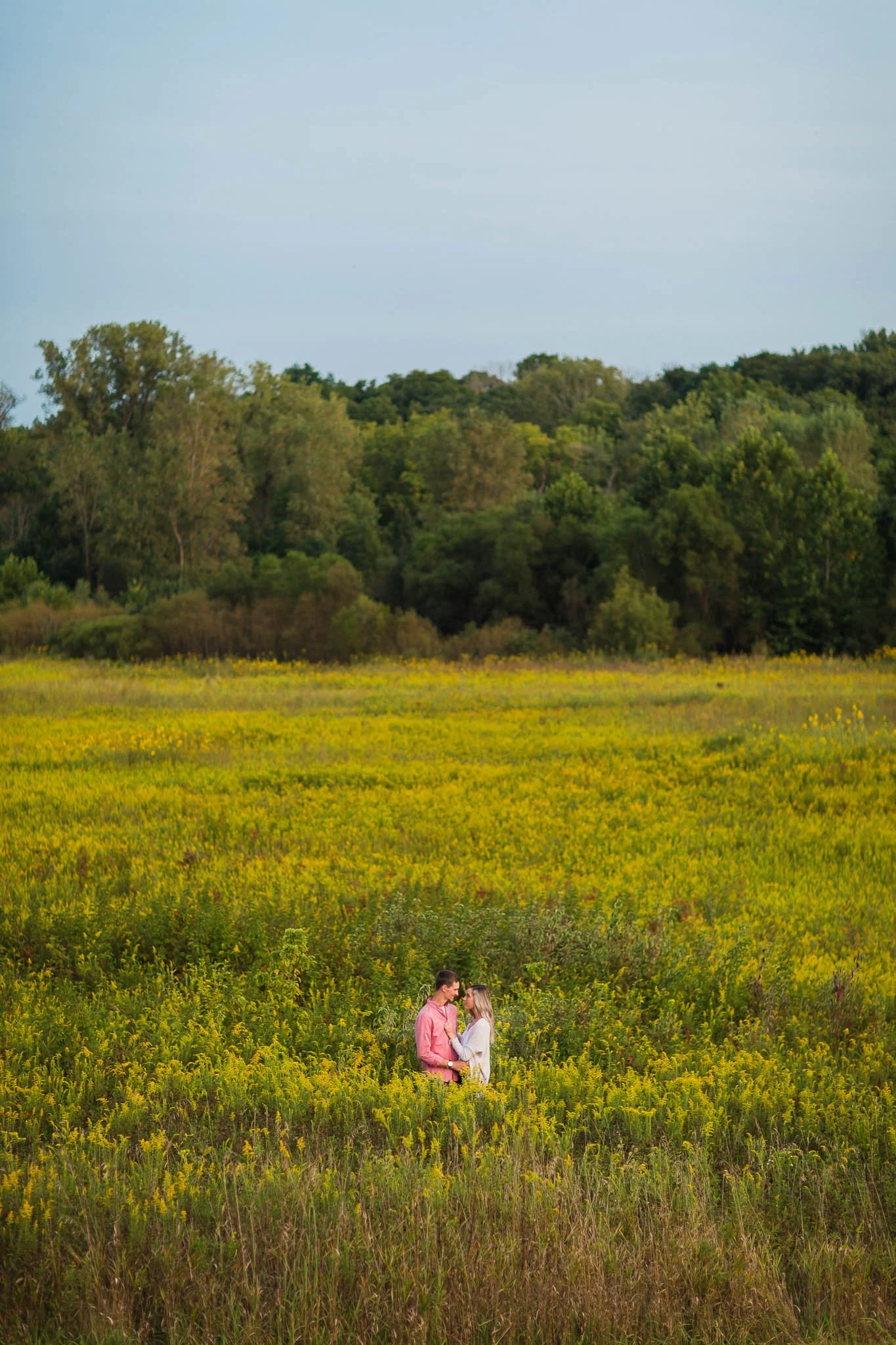 ohio-engagement-couple-field-summer.jpg