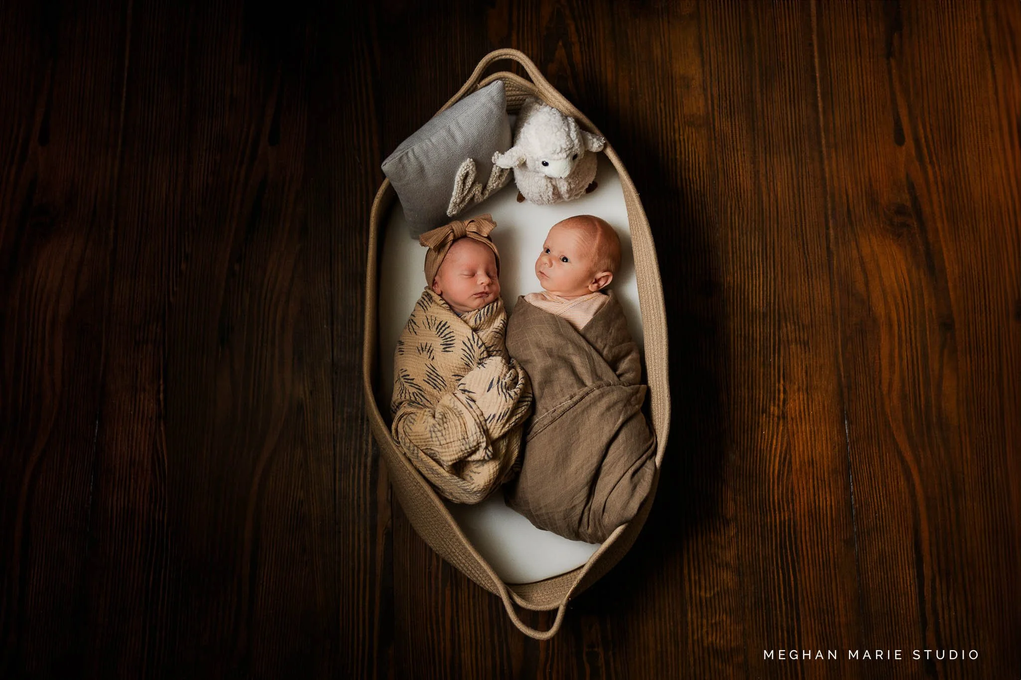 newborn-lifestyle-photographers-dayton-ohio.jpg
