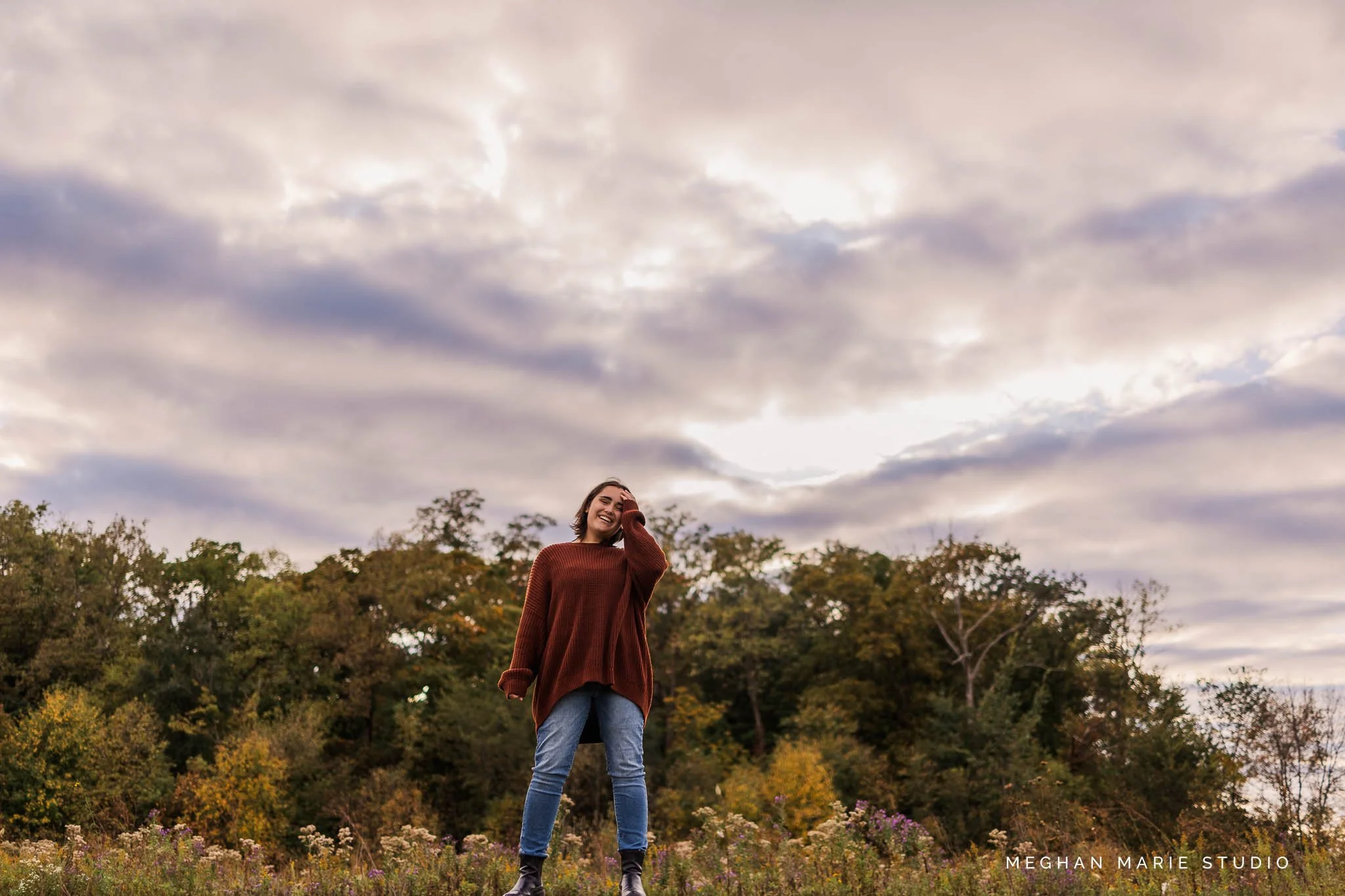 senior-girl-session-outdoor-dayton.jpg