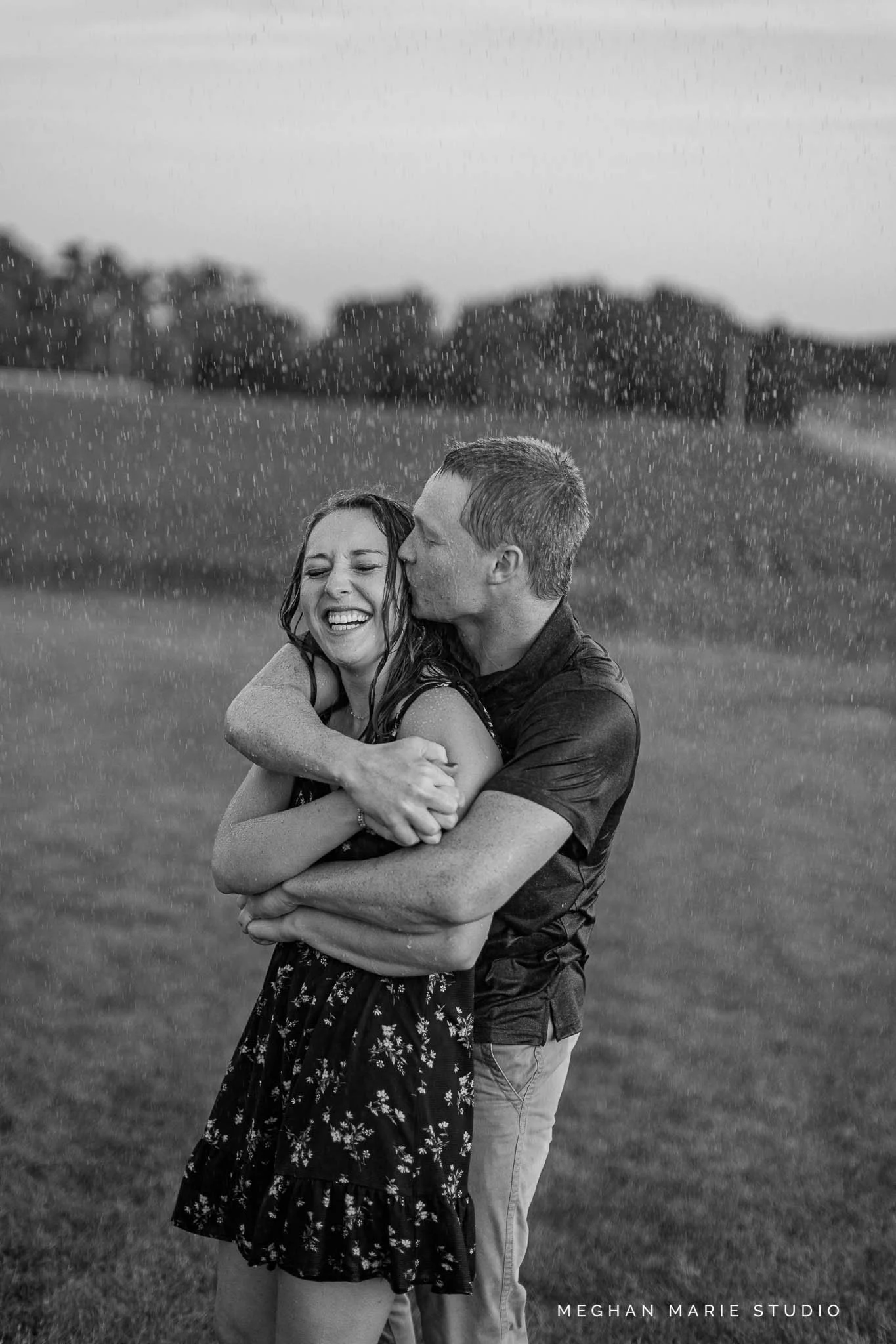 rain-couple-engagement-dayton-ohio.jpg