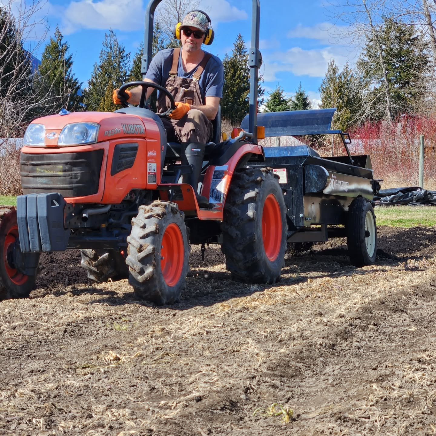 As we are on the eve of beginning to welcome or returning and new staff back to the farm for another season, we wanted to give a quick farewall shout out to our Equipment/Field Lead of the past 3 years - Ian!

Ian was a treat to have around Rootdown,