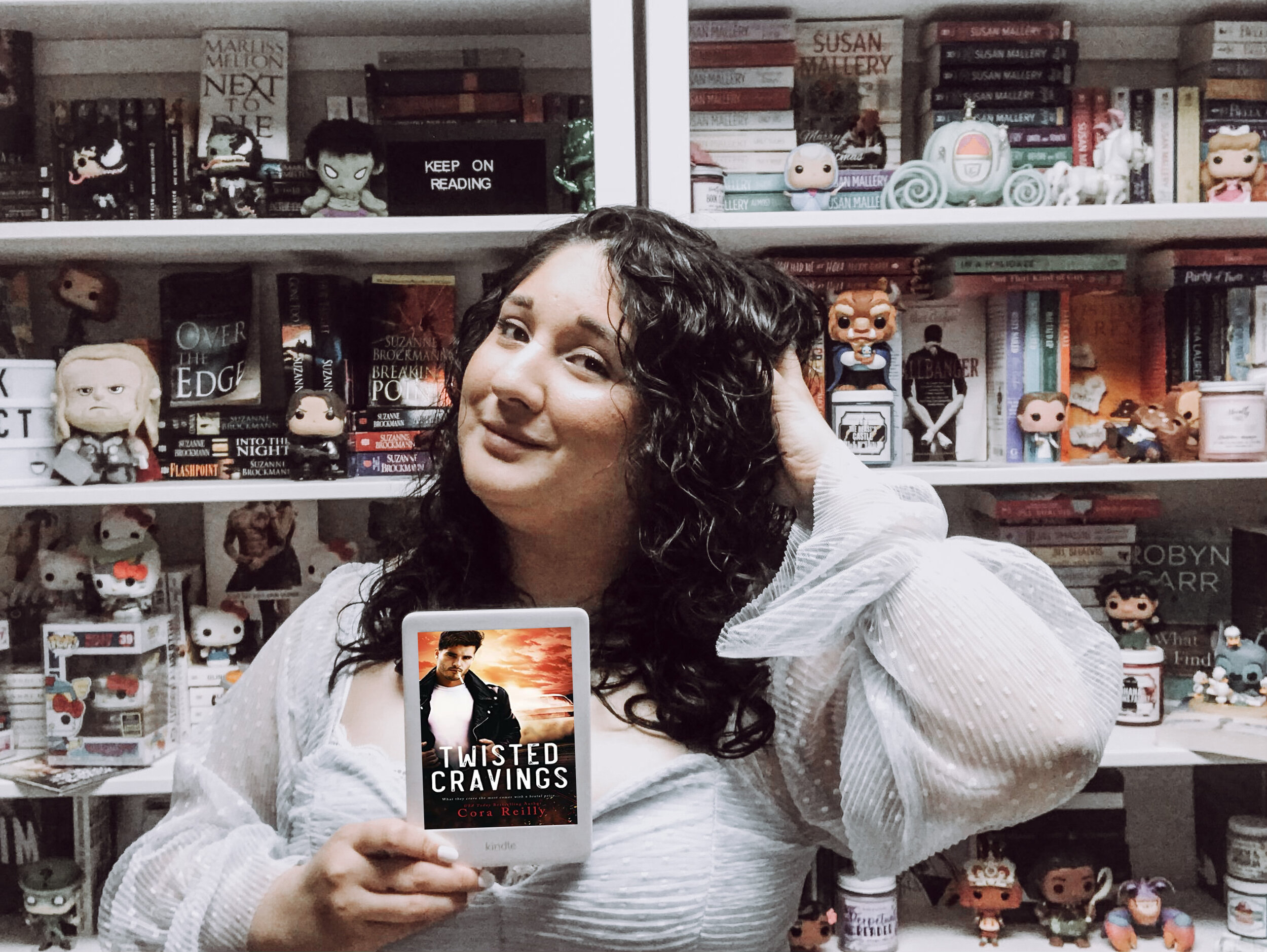 Review: Twisted Cravings by Cora Reilly