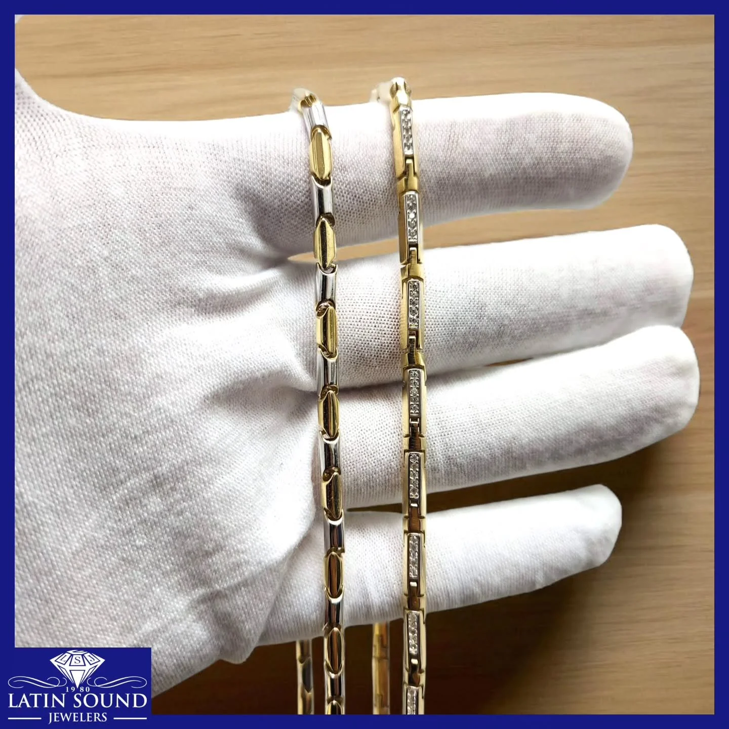 Everyone knows the classics like Cuban links, rope chains, and Figaros, but there&rsquo;s a whole world of unique designs waiting for you. Stop by today and discover the perfect chain that matches your style.
💎
Todos conocen los cl&aacute;sicos como