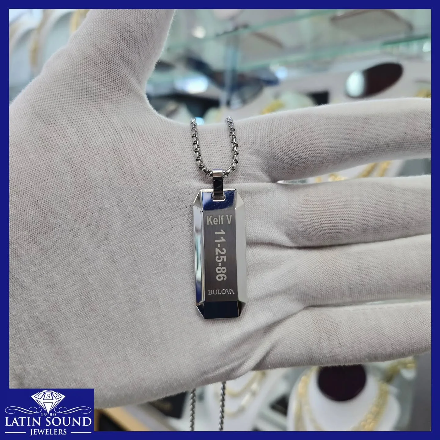 Every piece of jewelry can be personalized! Stop by today to find the perfect gift for this holiday season, and we&rsquo;ll customize it just for you. Already have a piece you&rsquo;d like to make unique? Bring it in...we can personalize that too!
💎