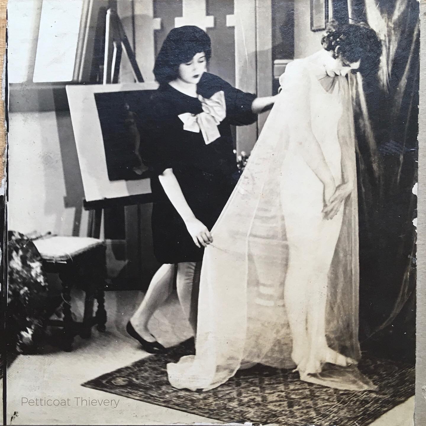 This looks like half of an old stereo card of a silent film or avante garde ballet costume fitting. Recognise either of these faces or costumes? 
.
.
.
.
This found photo: circa 1920.
.
.
.
.
.
#vintage #vintagefashion #vintagestyle #vintagephotograp