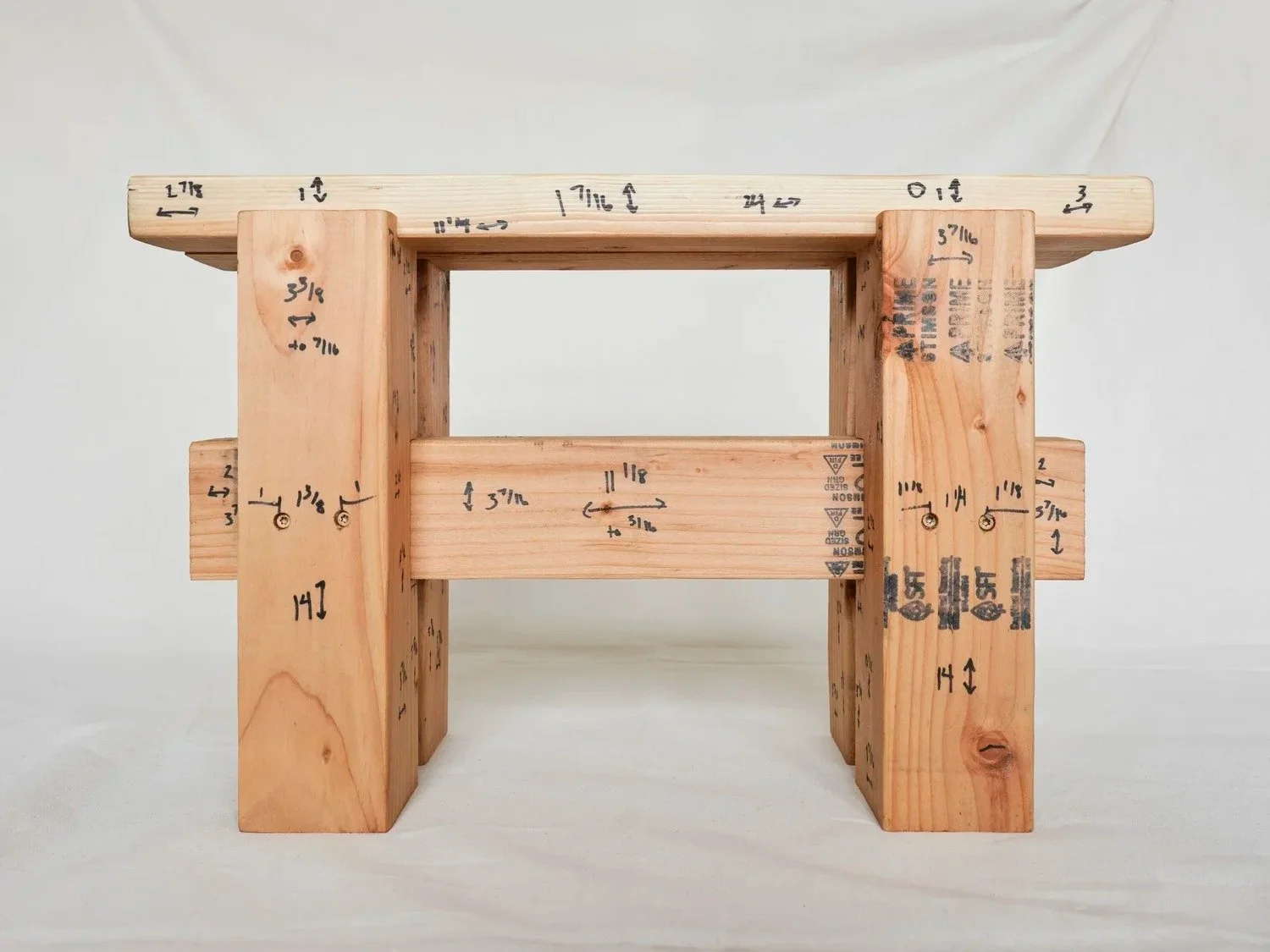 adamdesorbo-images_06-stool_6 (1).jpg