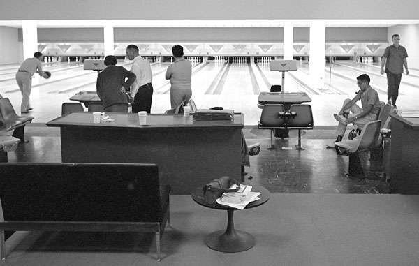 Tressider Memorial Union Bowling Alley