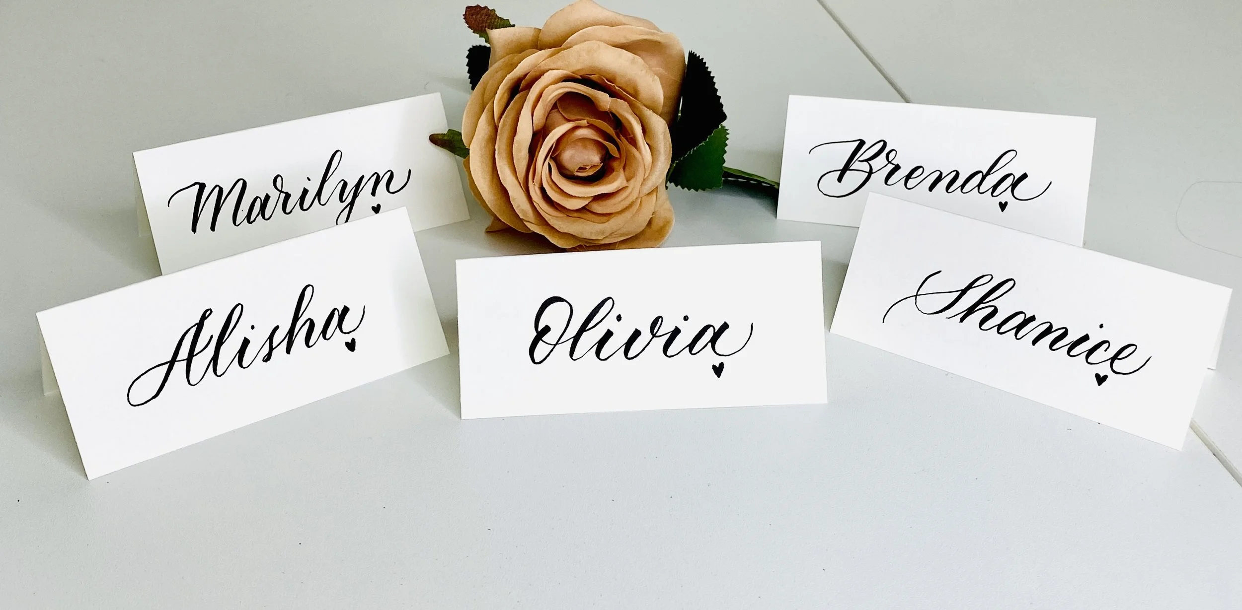 black-and-white-place-card.jpg