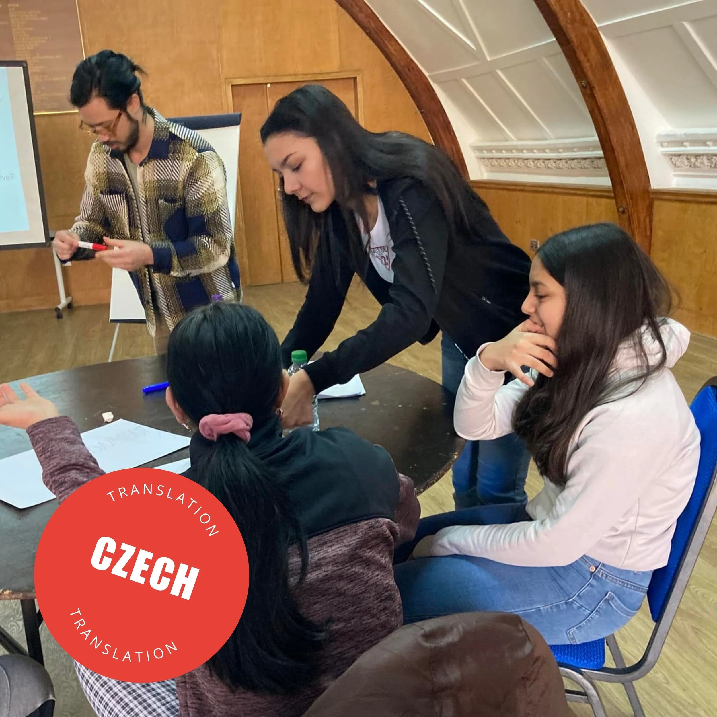 Roma News and Views: Doma, naděje, lidská práva a mít hlas pro boj s