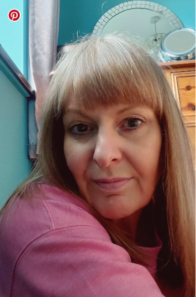 Meet Lizzie, one of our online Members