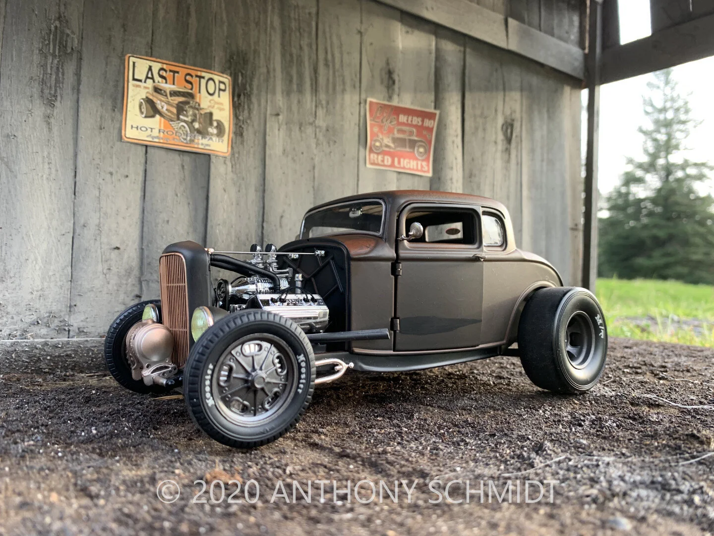 1932 Ford 3-Window Rat Rod.jpg