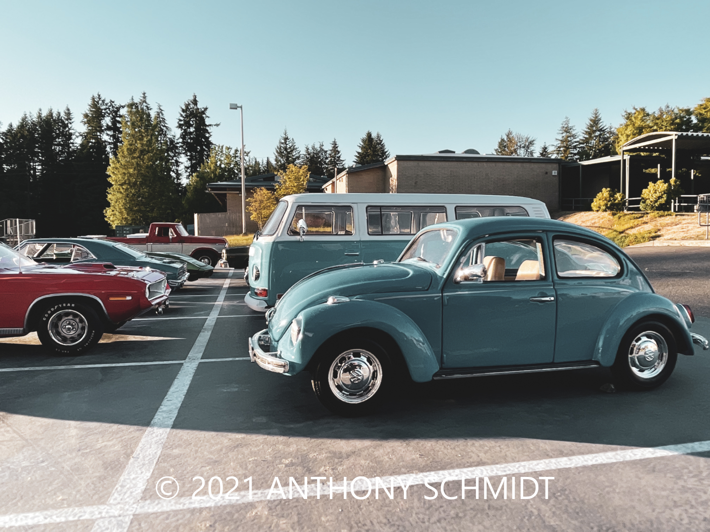 1970's theme parking lot.png