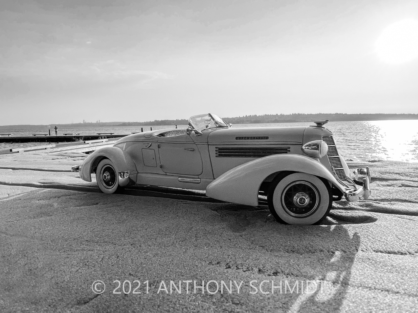 1935 Auburn 851 B&W.png