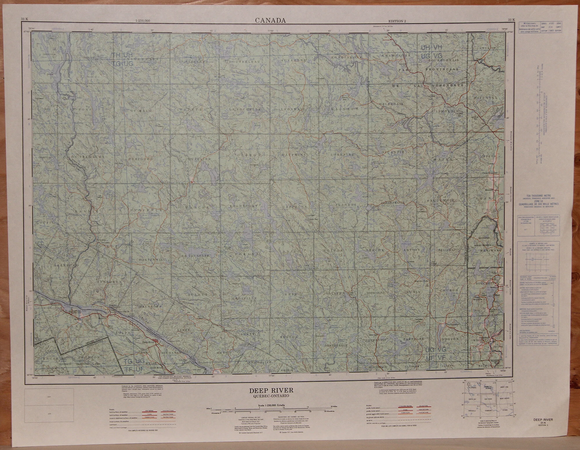 QUE ONT - Deep River 250k 1