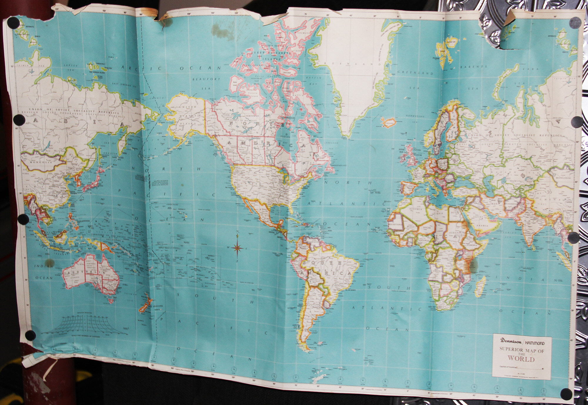 Superior Map of the World 1