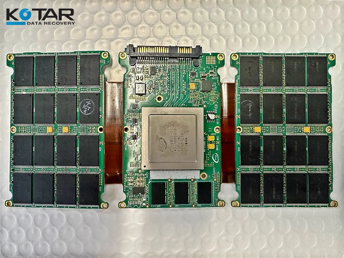 Kotar Data Recovery SSD circuit board repair photo showing memory chips and controller components