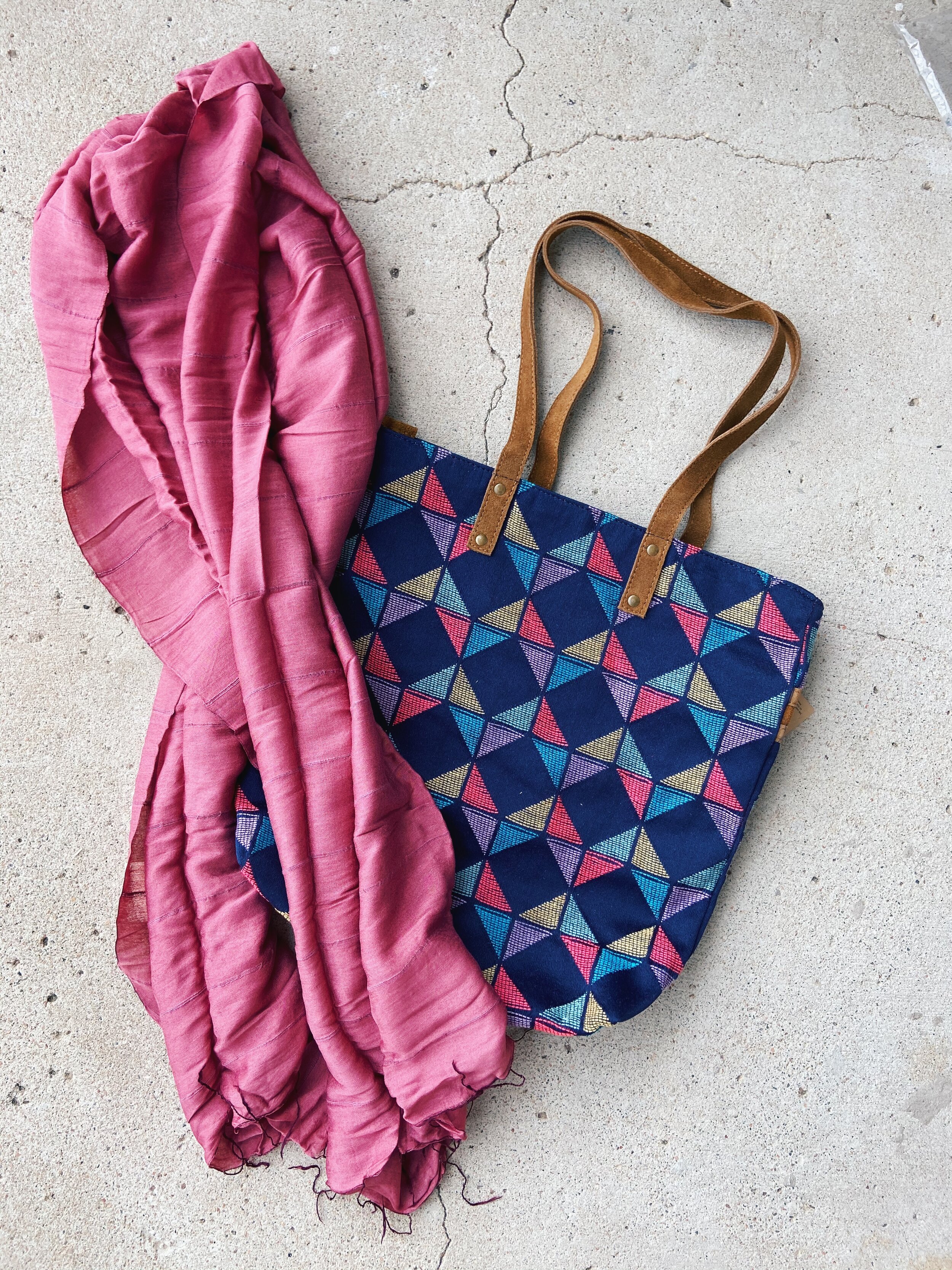 kaleidoscope tote purse, lan scarf, fair anita, fair trade fashion, fair trade accessories, fair trade gifts, ethical, ethical fashion