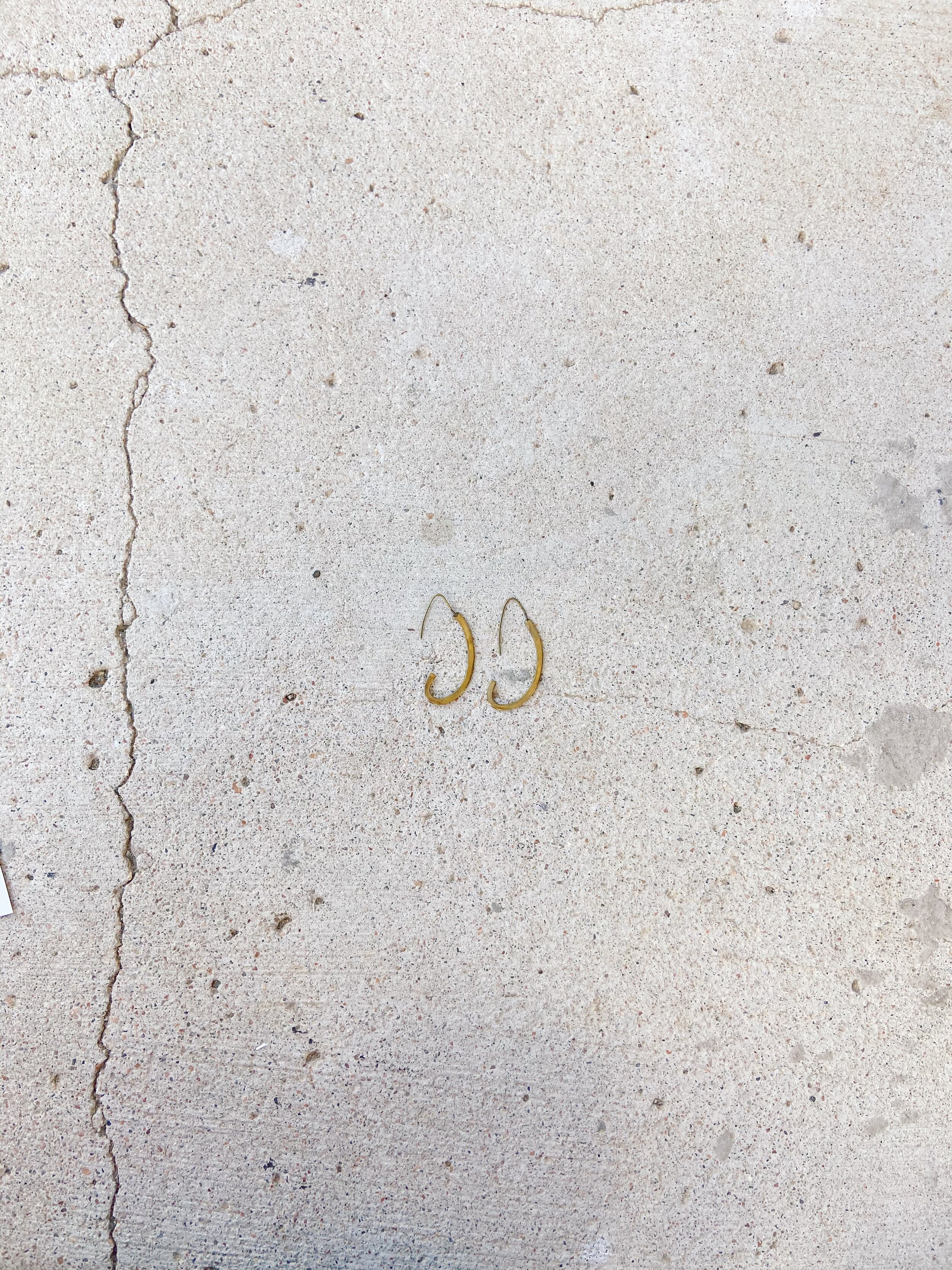 crescent earrings long shot, swahili coast design