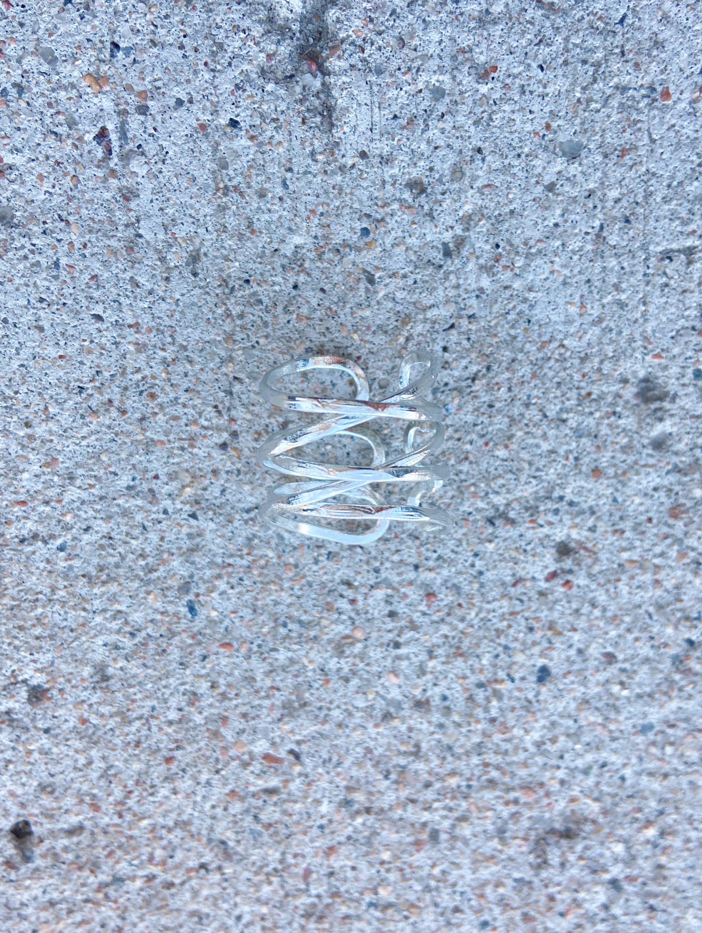 Silver Wind and Water Ring, Mata Traders
