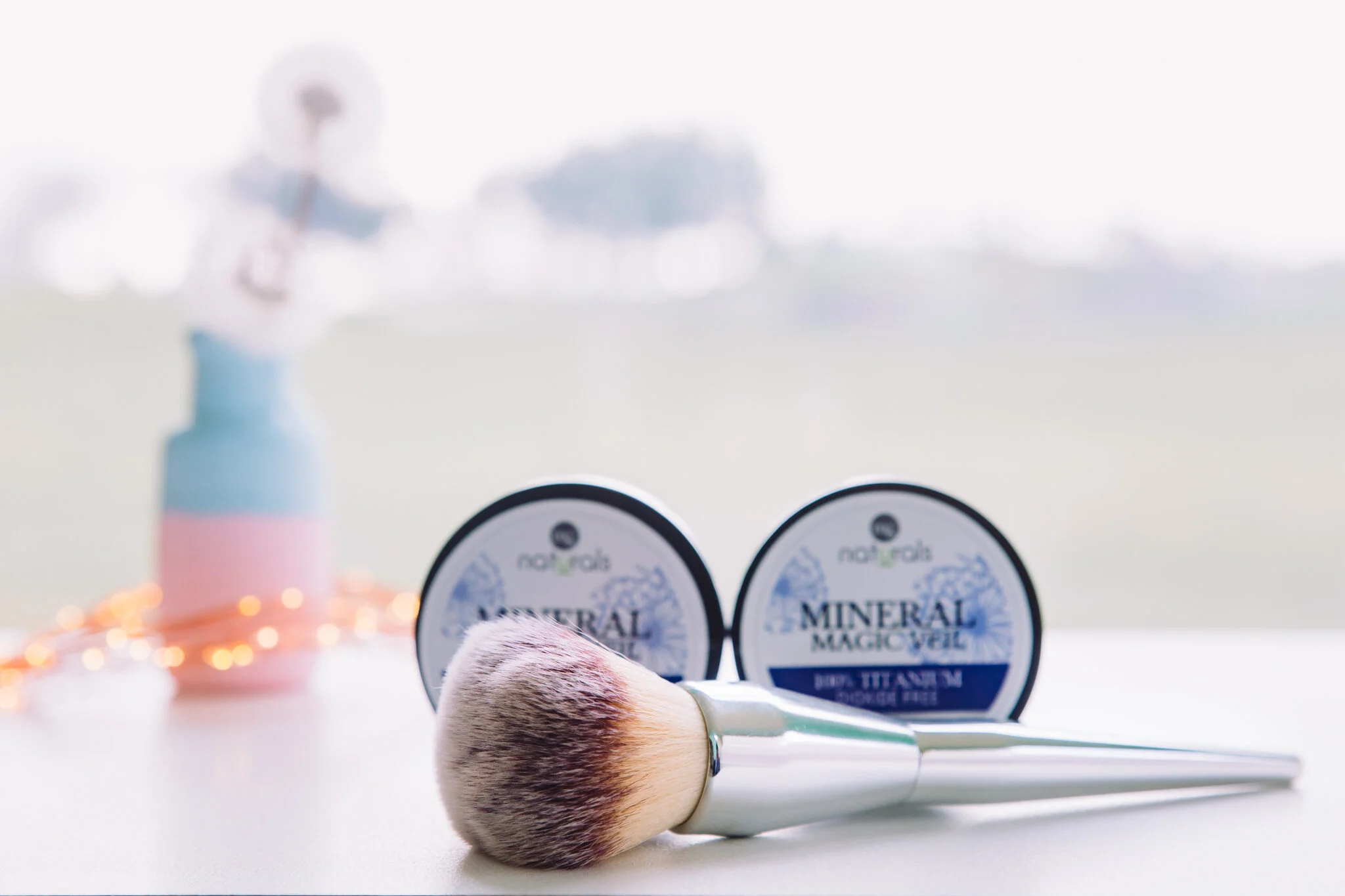 MG NATURALS Mineral Veil Brush — Ilu Hub Natural & Organic Beauty Therapy