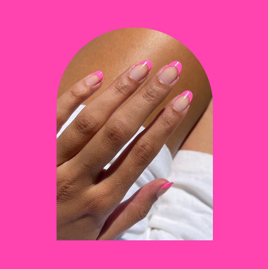 Fuego Flamingo 🦩 by @urbanoutfitters 

#uo #uobeauty #beauty #nails #nailart #nailsofinstagram #manicure #nail #beauty #nailsonfleek #nailstagram #nailsoftheday #instanails #nailstyle #inspire #naildesign #nailsart #nailswag #naildesigns #nailpolish