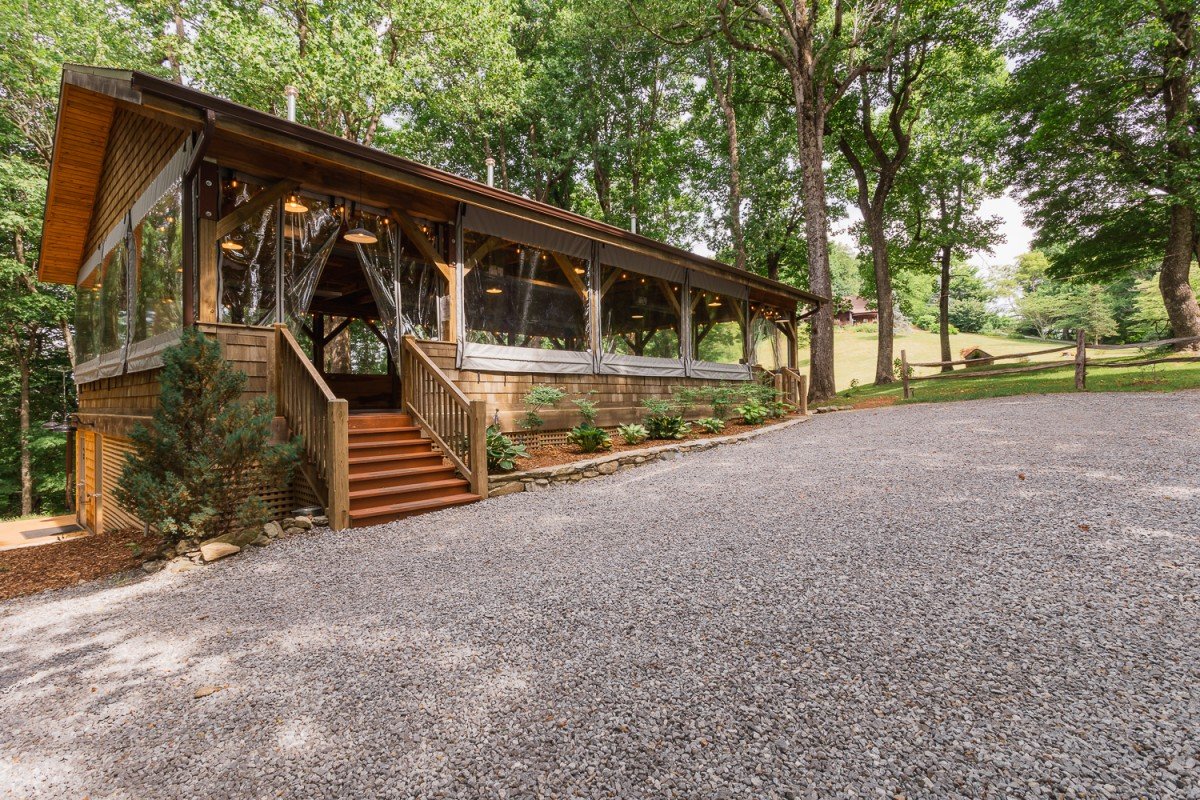 bearwallow-pavillion.jpeg